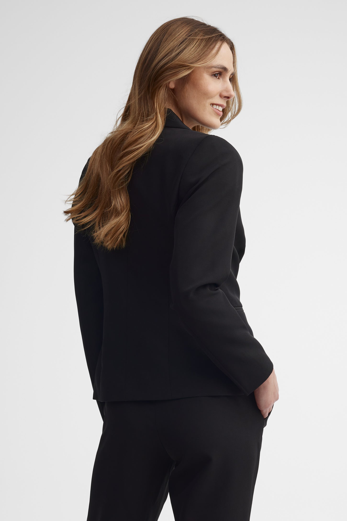 Veston coupe classique en crêpe - Femme && NOIR