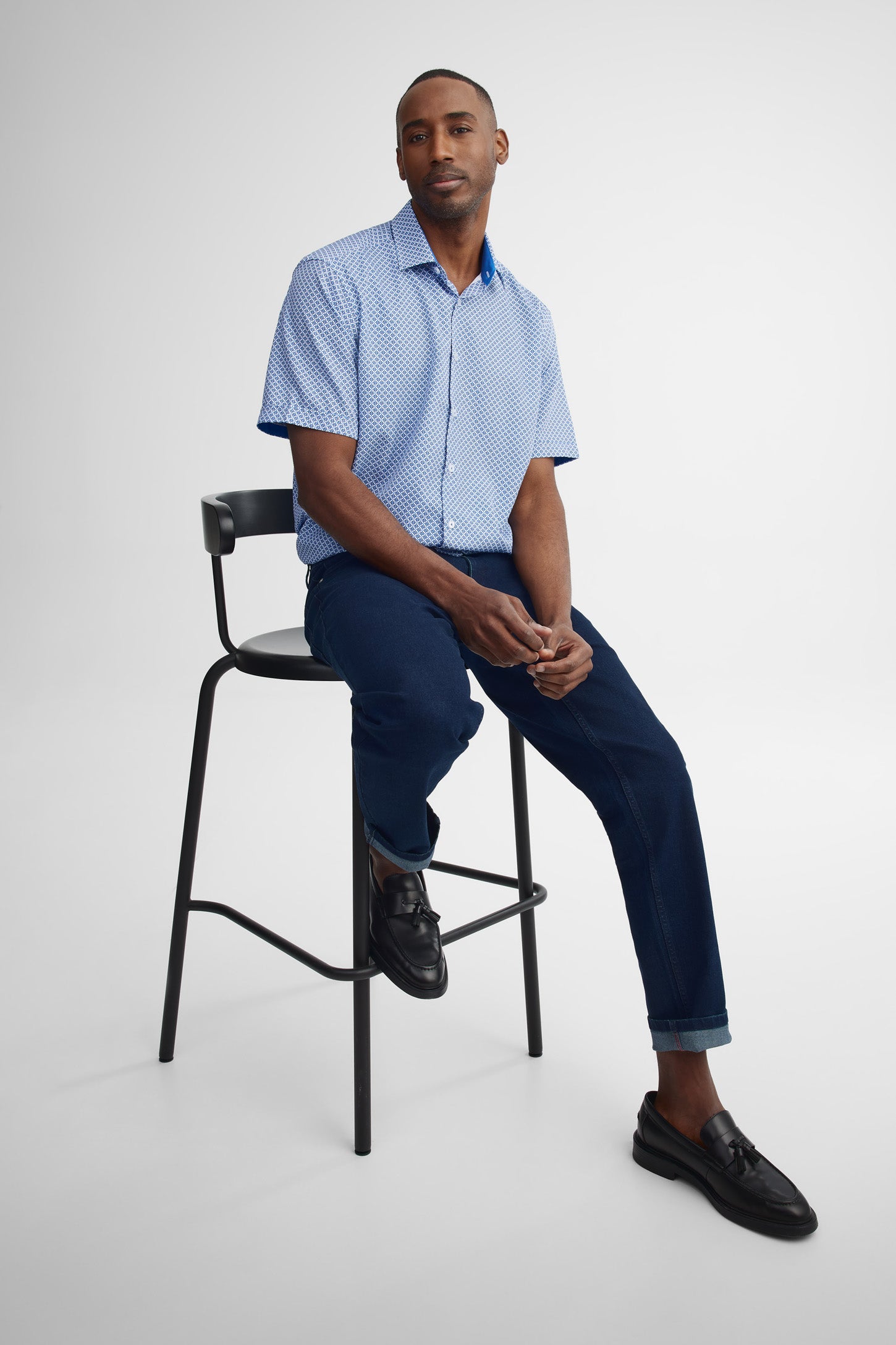 Chemise manches courtes coupe régulière - Homme && BLEU MULTI