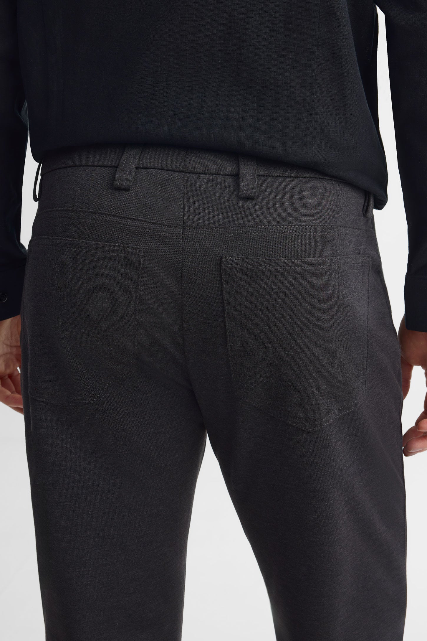 Pantalon coupe semi-ajustée habillé - Homme && CHARBON
