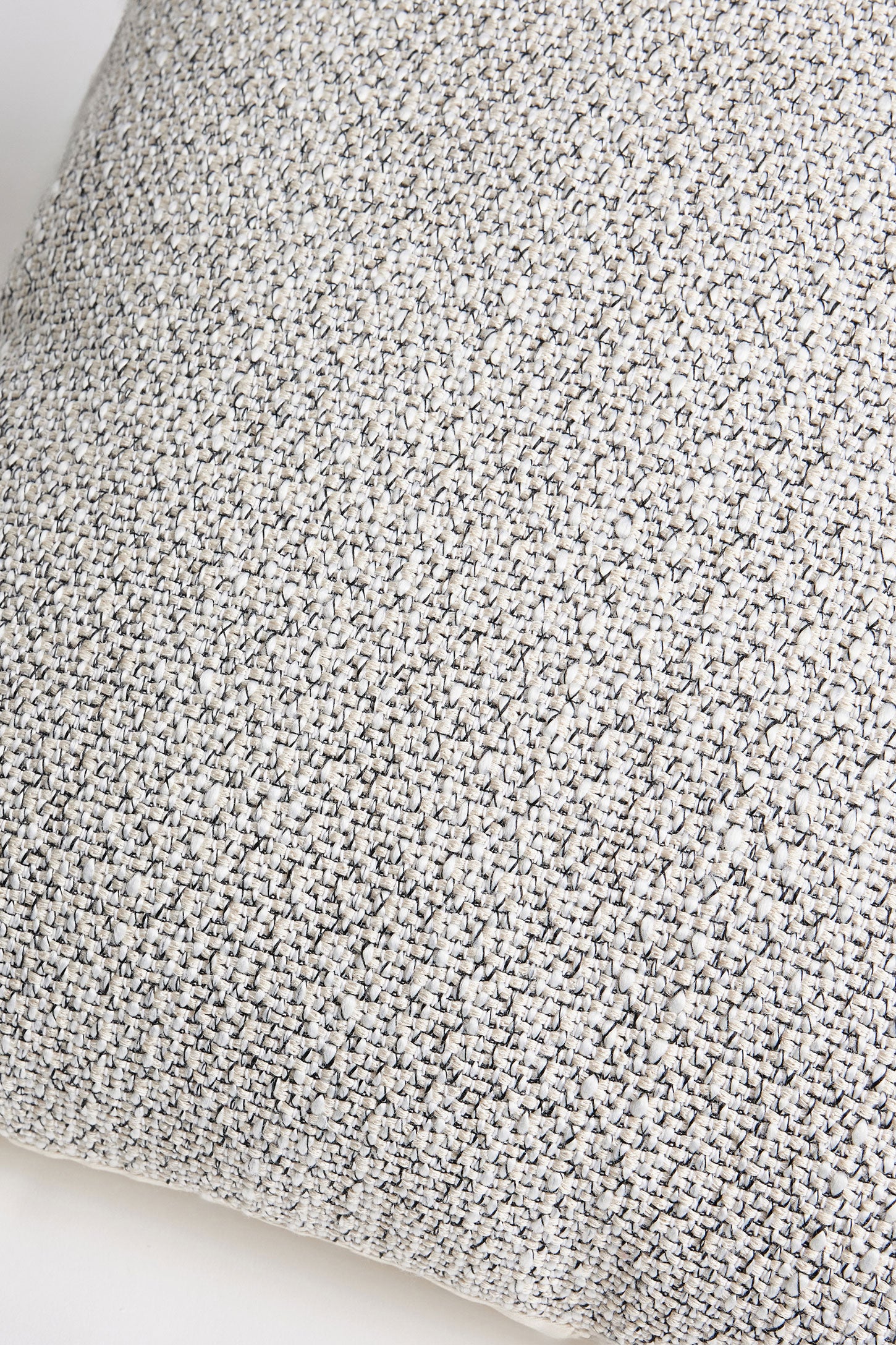 Coussin avec glands 20 x 20'' - Maison && NATUREL