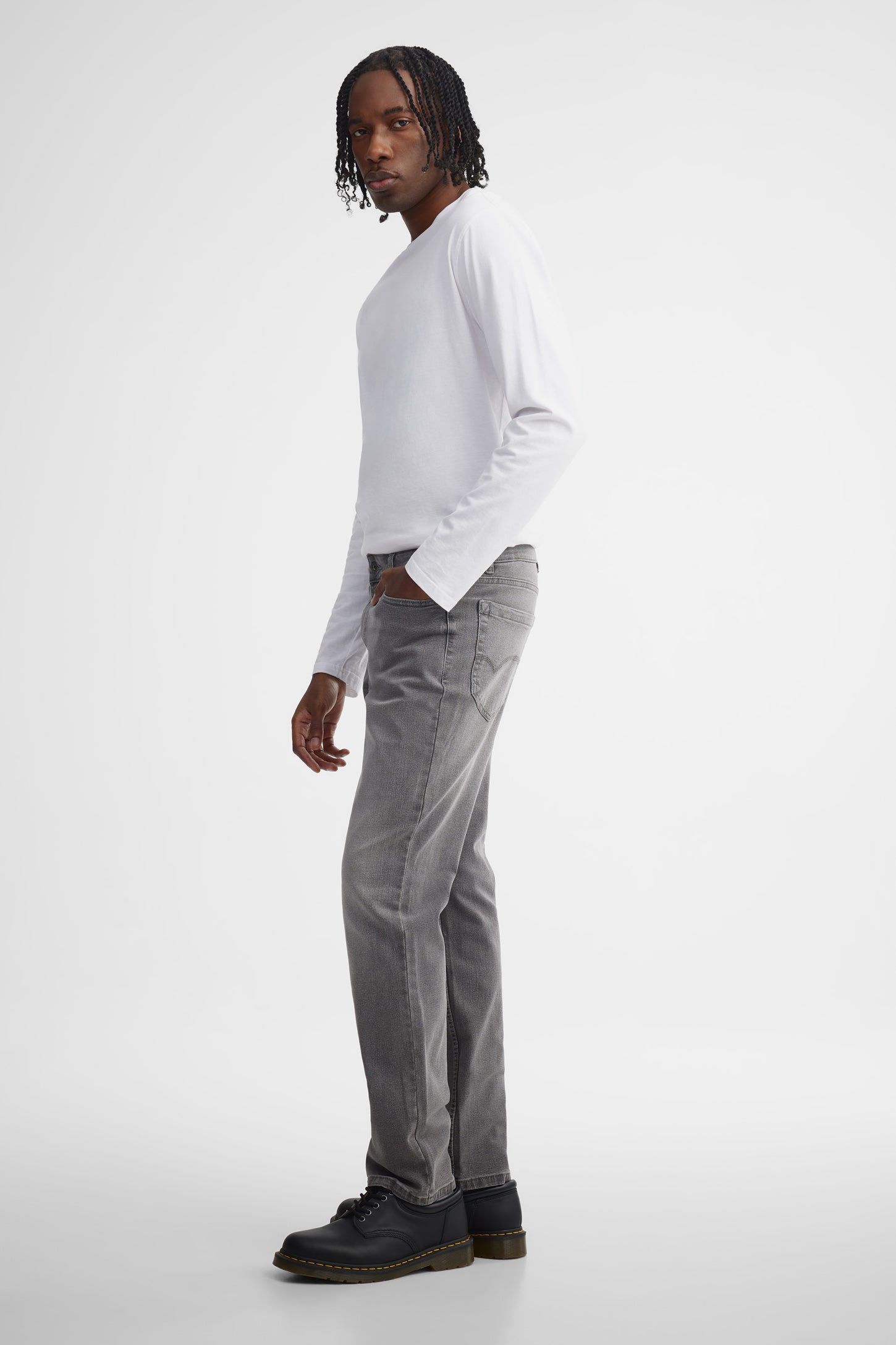 Jeans jambe droite coupe confort - Homme && GRIS