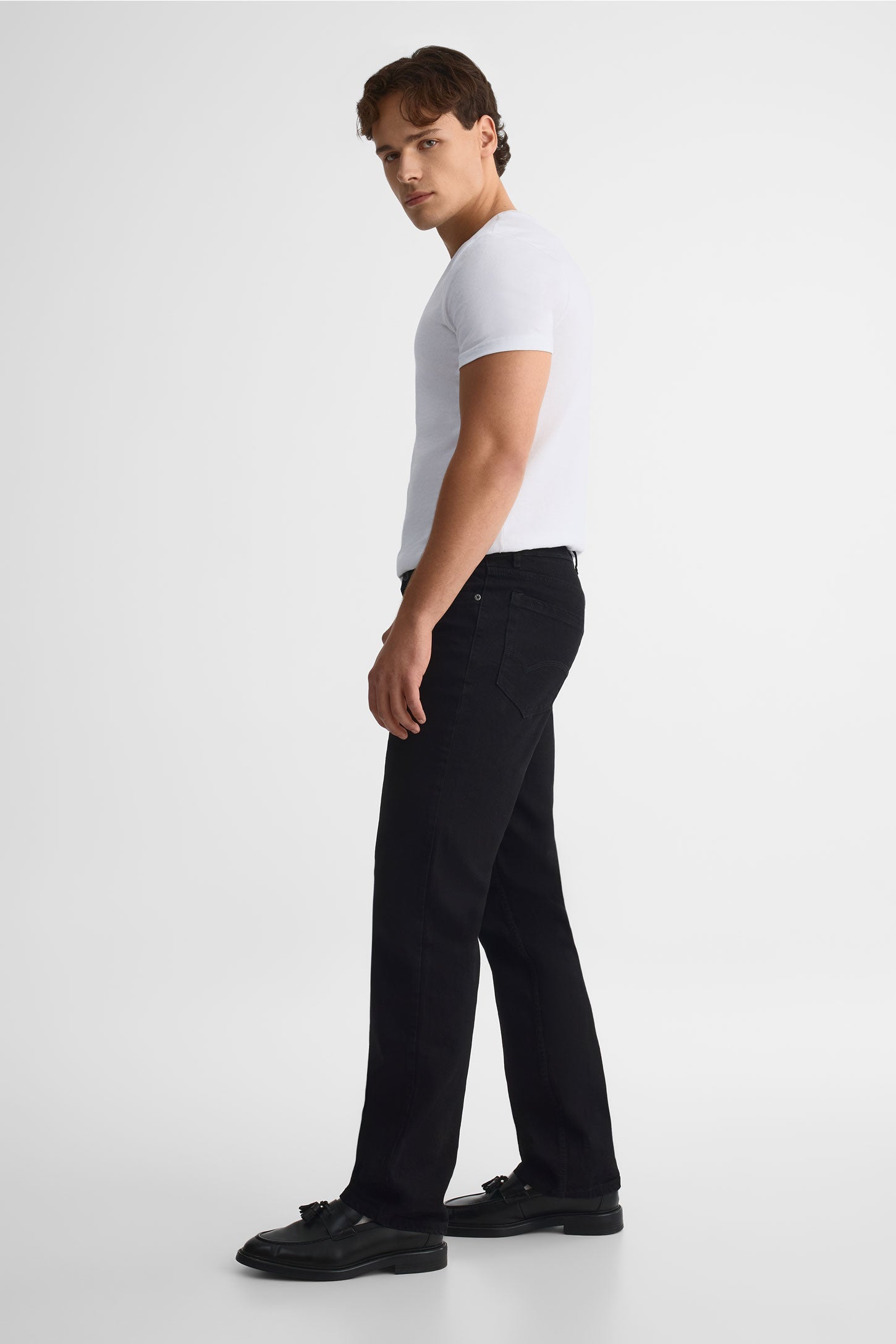 Pantalon en denim 5 poches coupe droite - Homme && NOIR