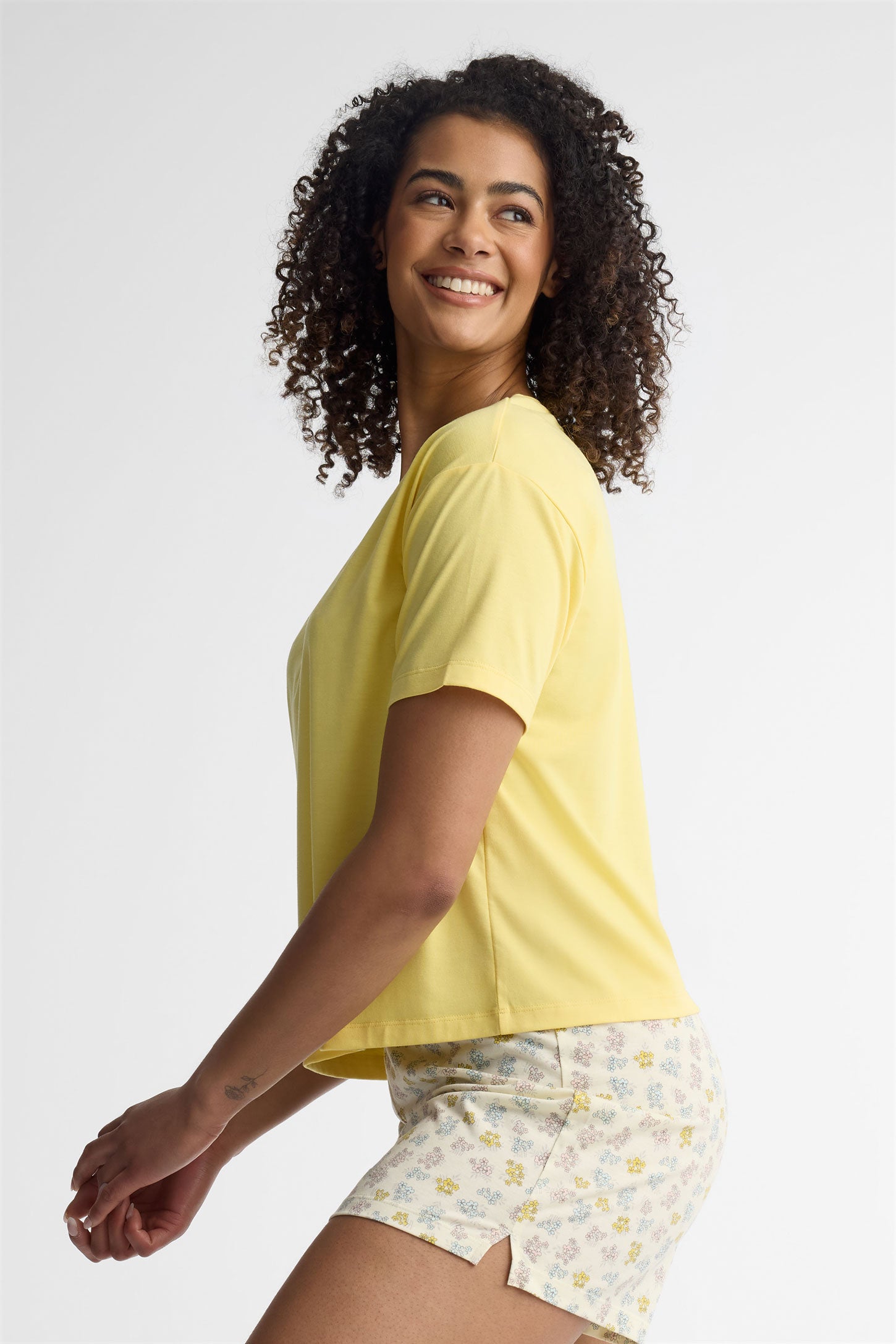 Pyjama 2-pièces t-shirt et short - Femme && JAUNE