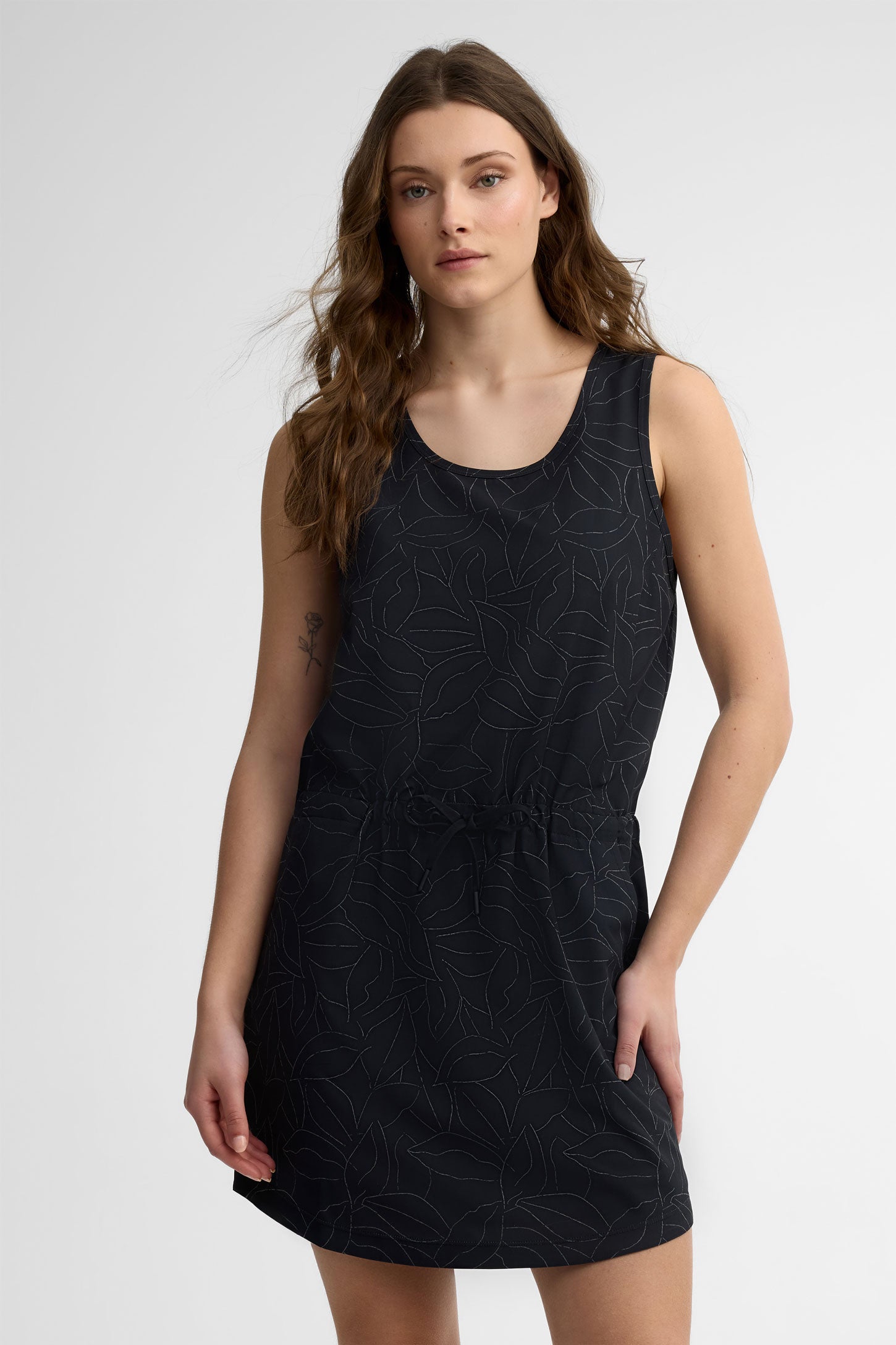 Robe courte semi-ajustée BM - Femme && GRIS MULTI