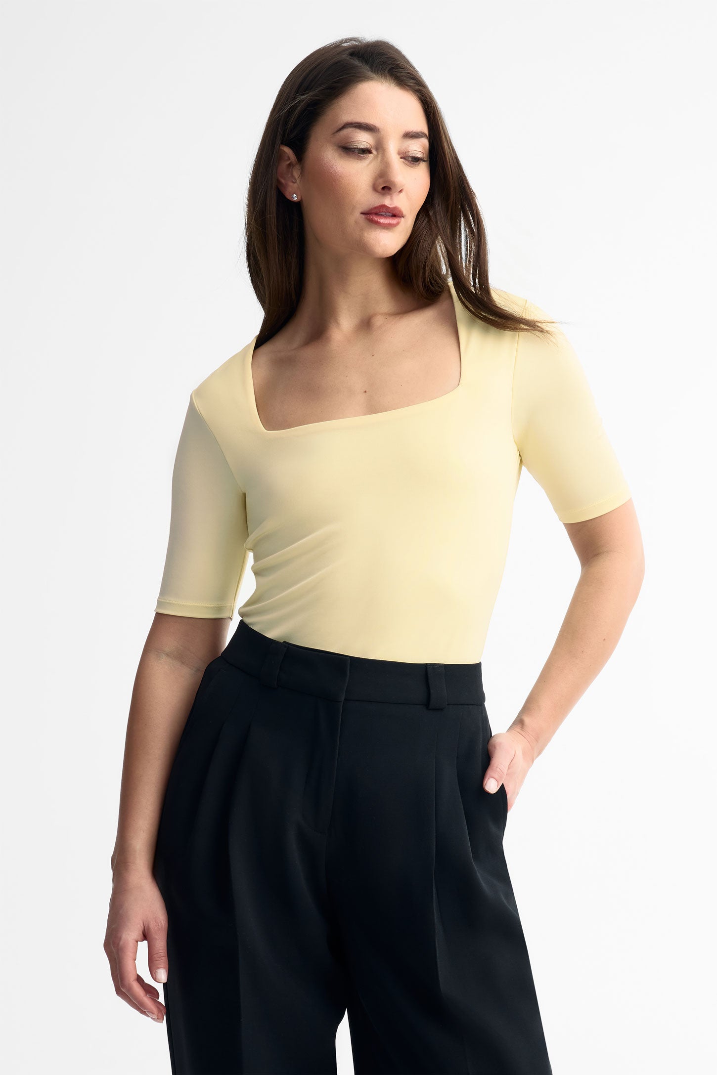 T-shirt col carré coupe ajustée - Femme && JAUNE PALE