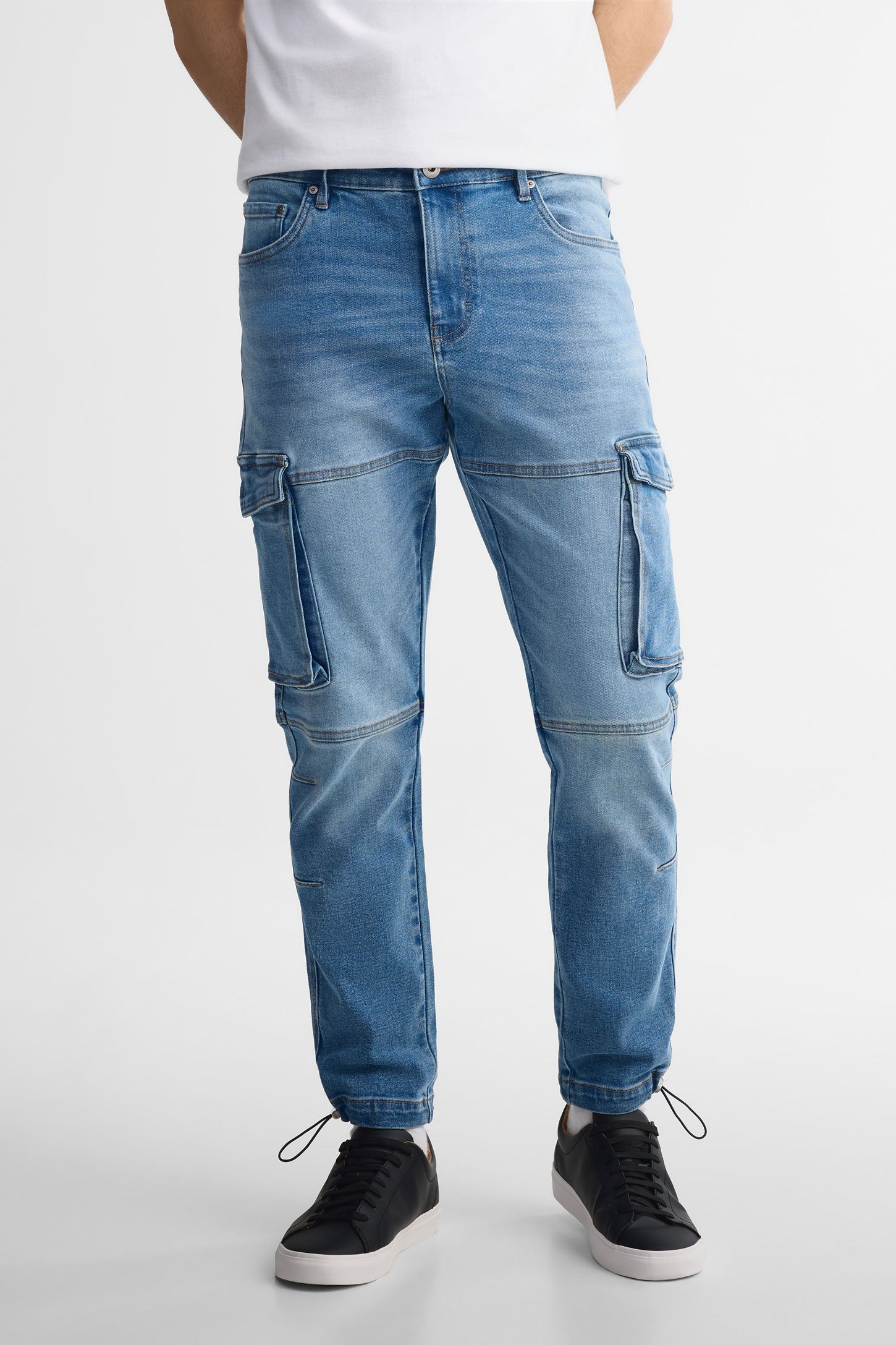 Jeans jogger cargo coupe ajustée 30'' - Homme && BLEU MOYEN