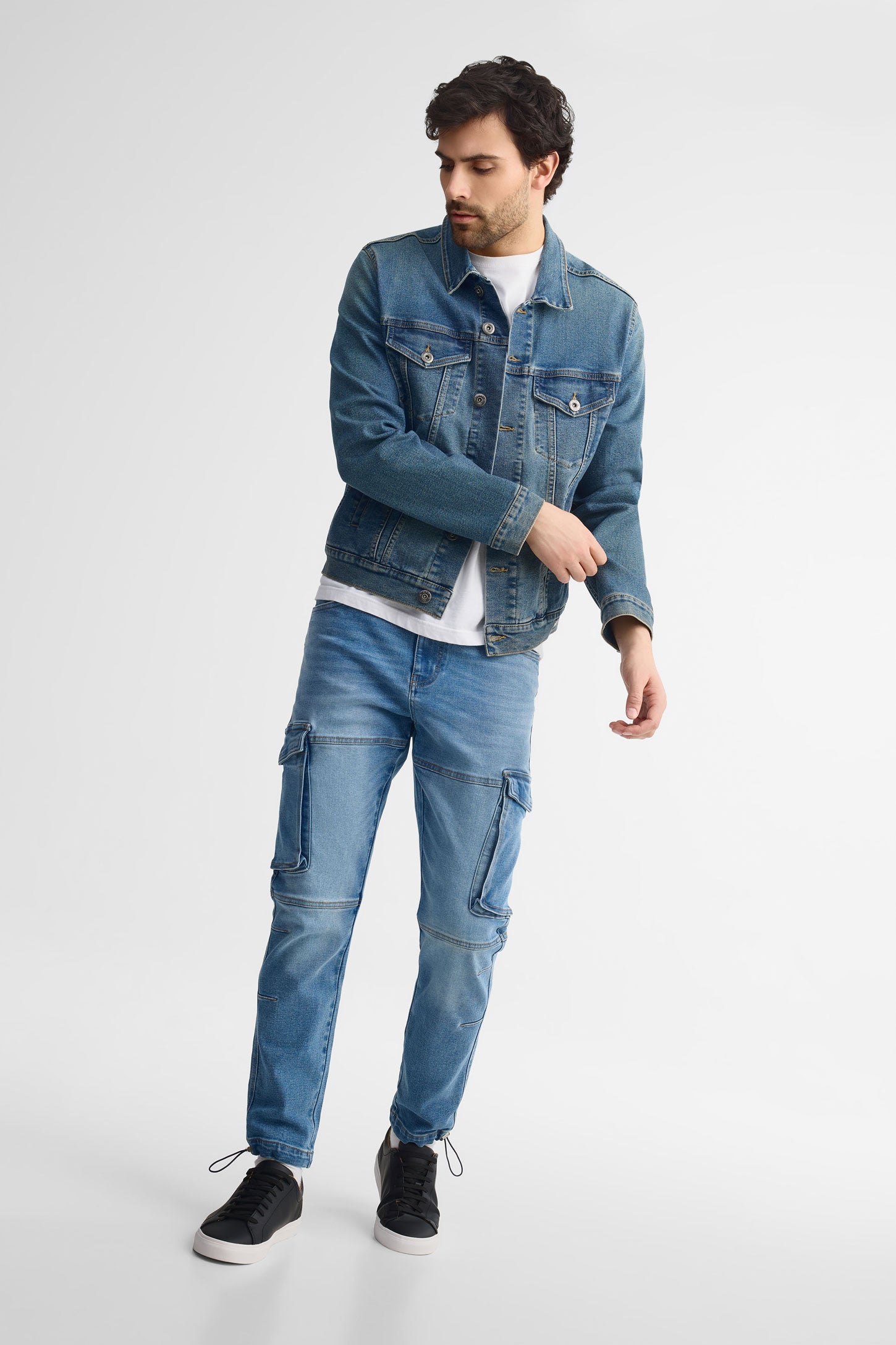 Jeans jogger cargo coupe ajustée 30'' - Homme && BLEU MOYEN