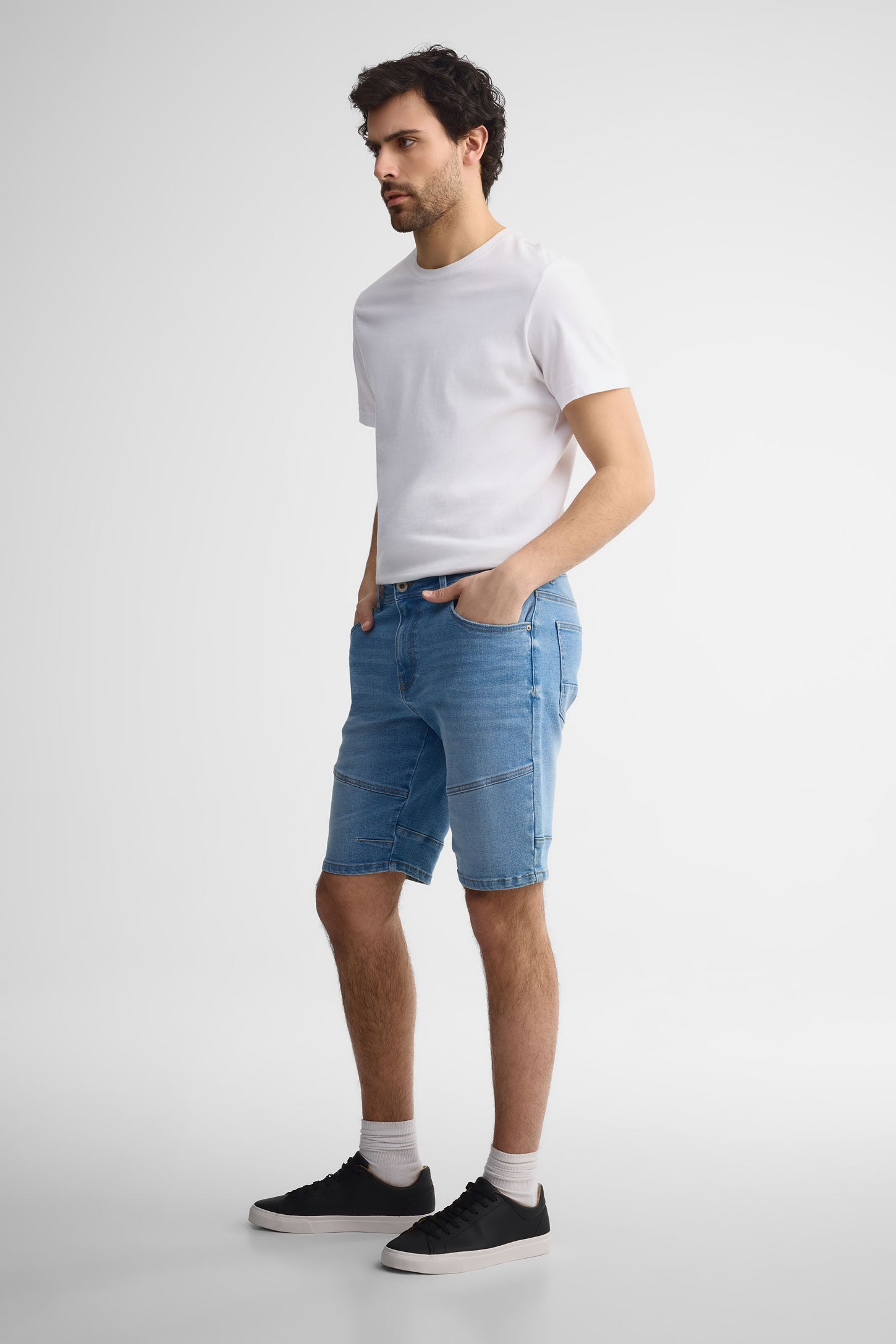 Bermuda en jeans coupe régulière 10.5'' - Homme && BLEU MOYEN