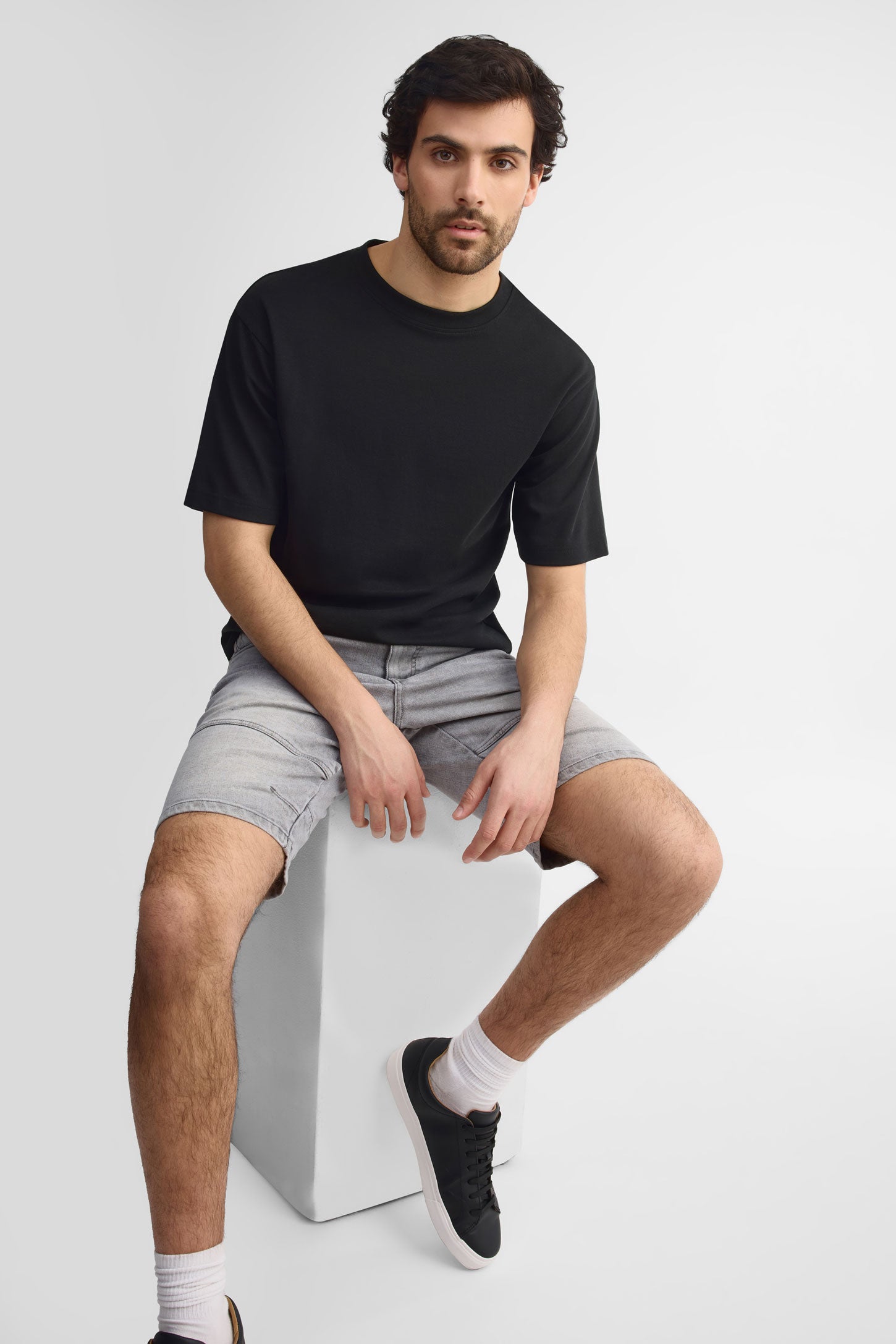 Bermuda en jeans coupe régulière 10.5'' - Homme && GRIS PALE