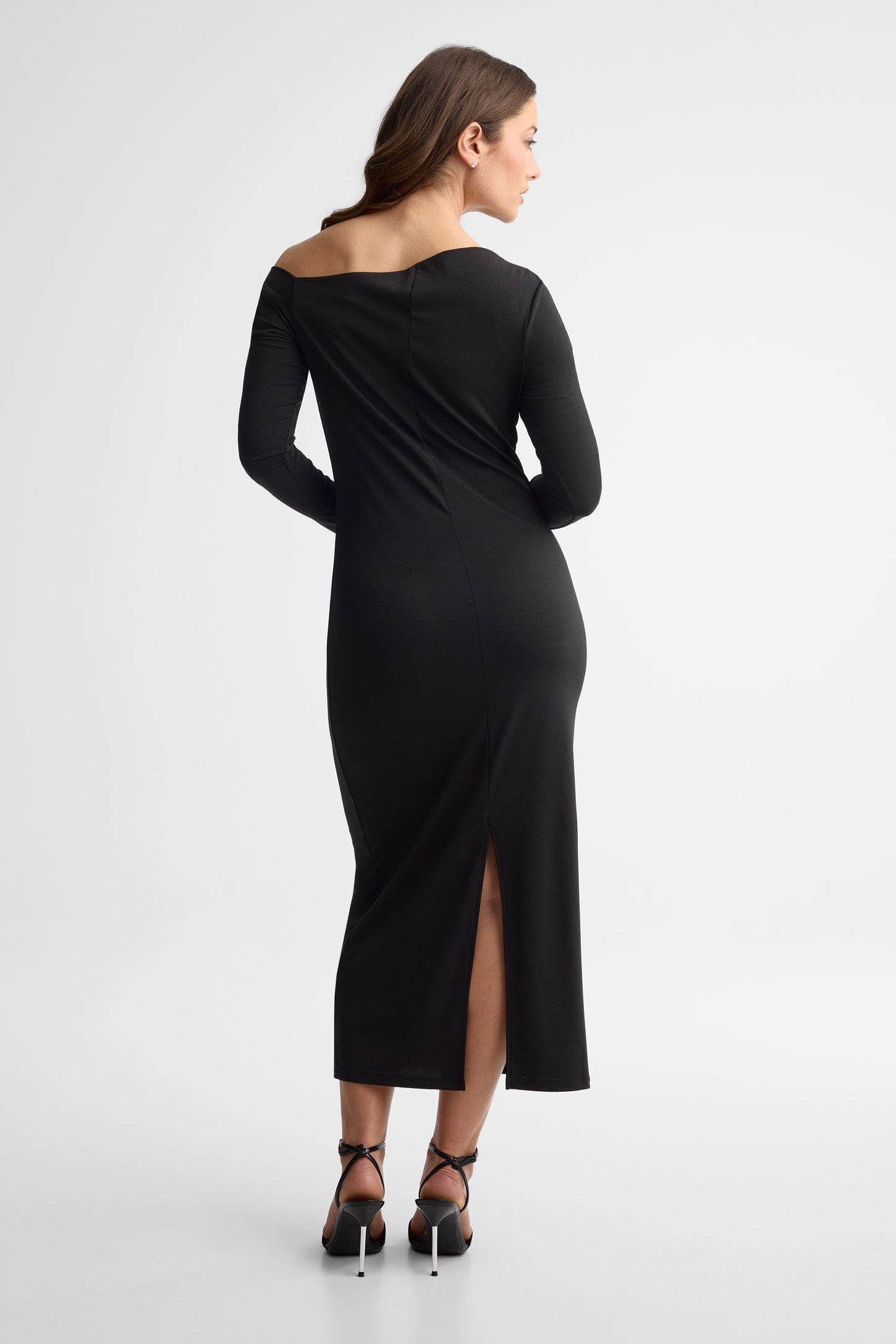 Robe longue encolure asymétrique - Femme && NOIR