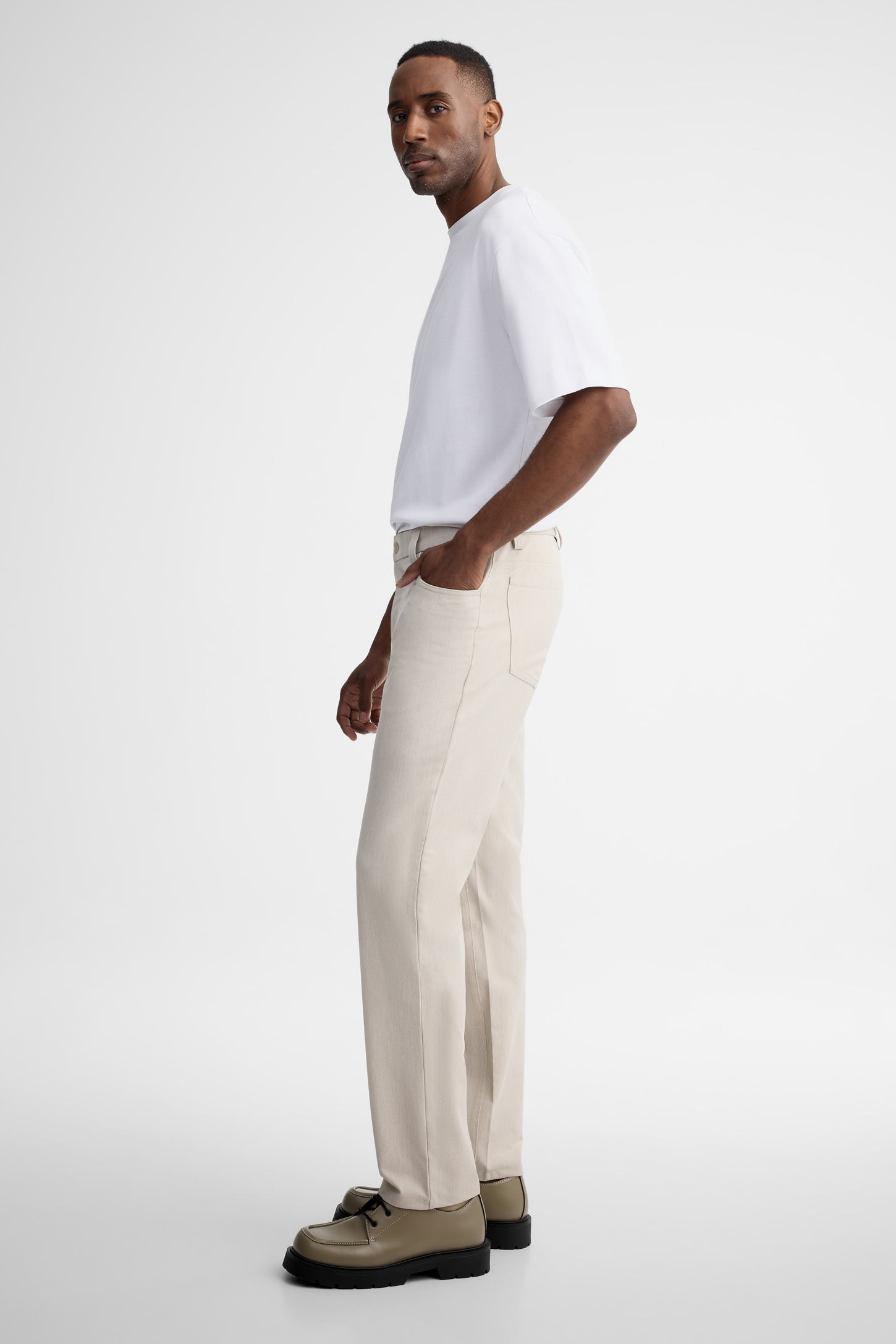 Pantalon 5 poches semi-ajusté en lin - Homme && BEIGE