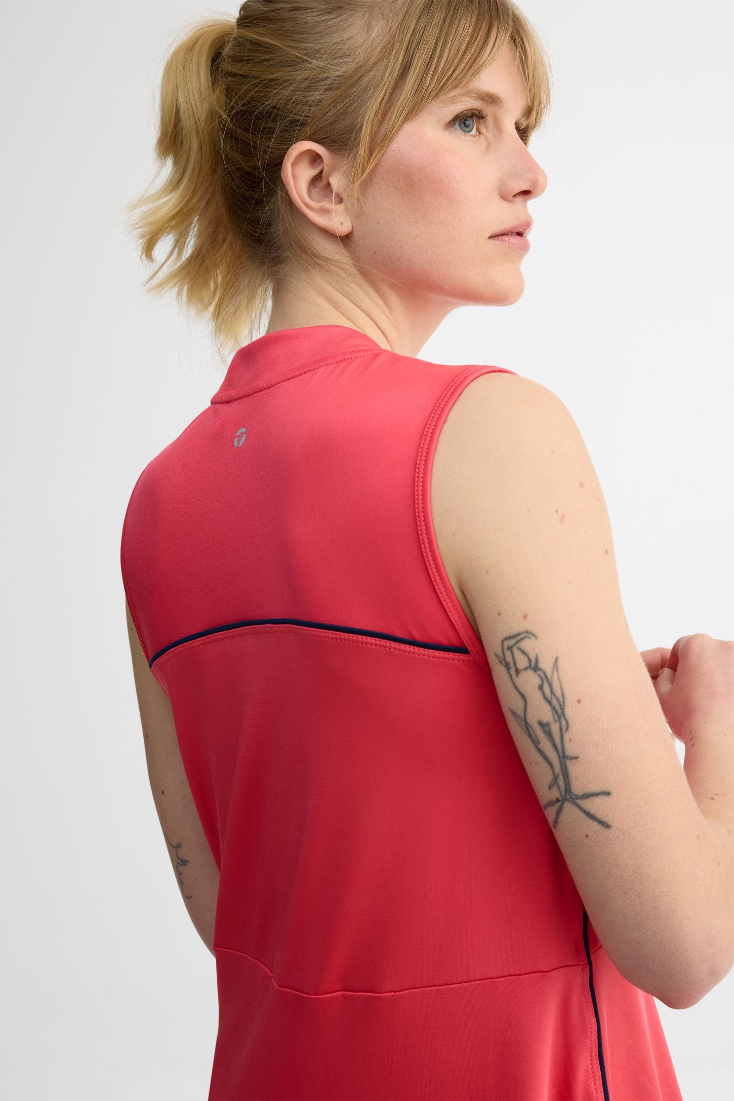 Robe col en V athlétique- Femme && ROSE