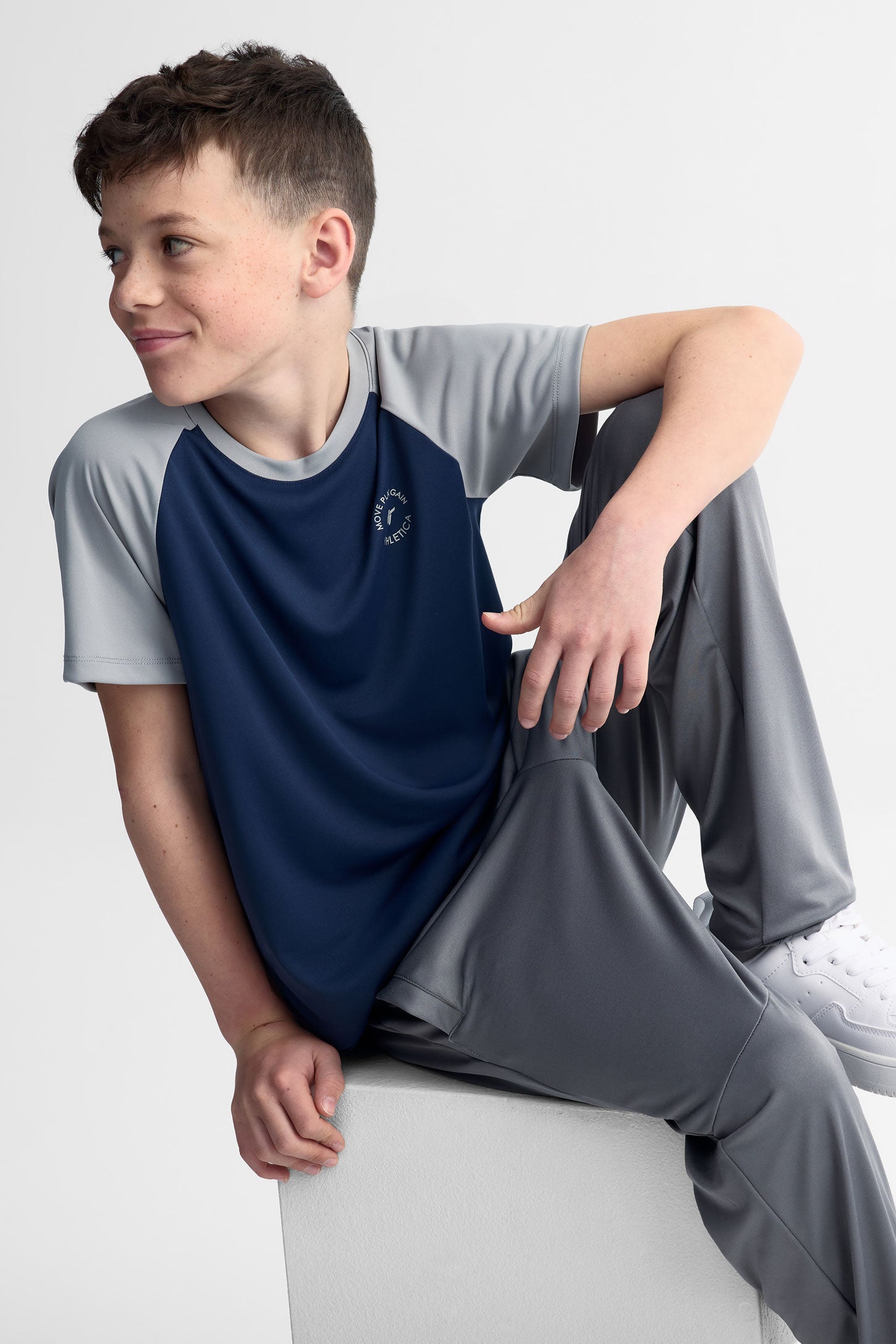 Pantalon jogger athlétique - Ado garçon && GRIS
