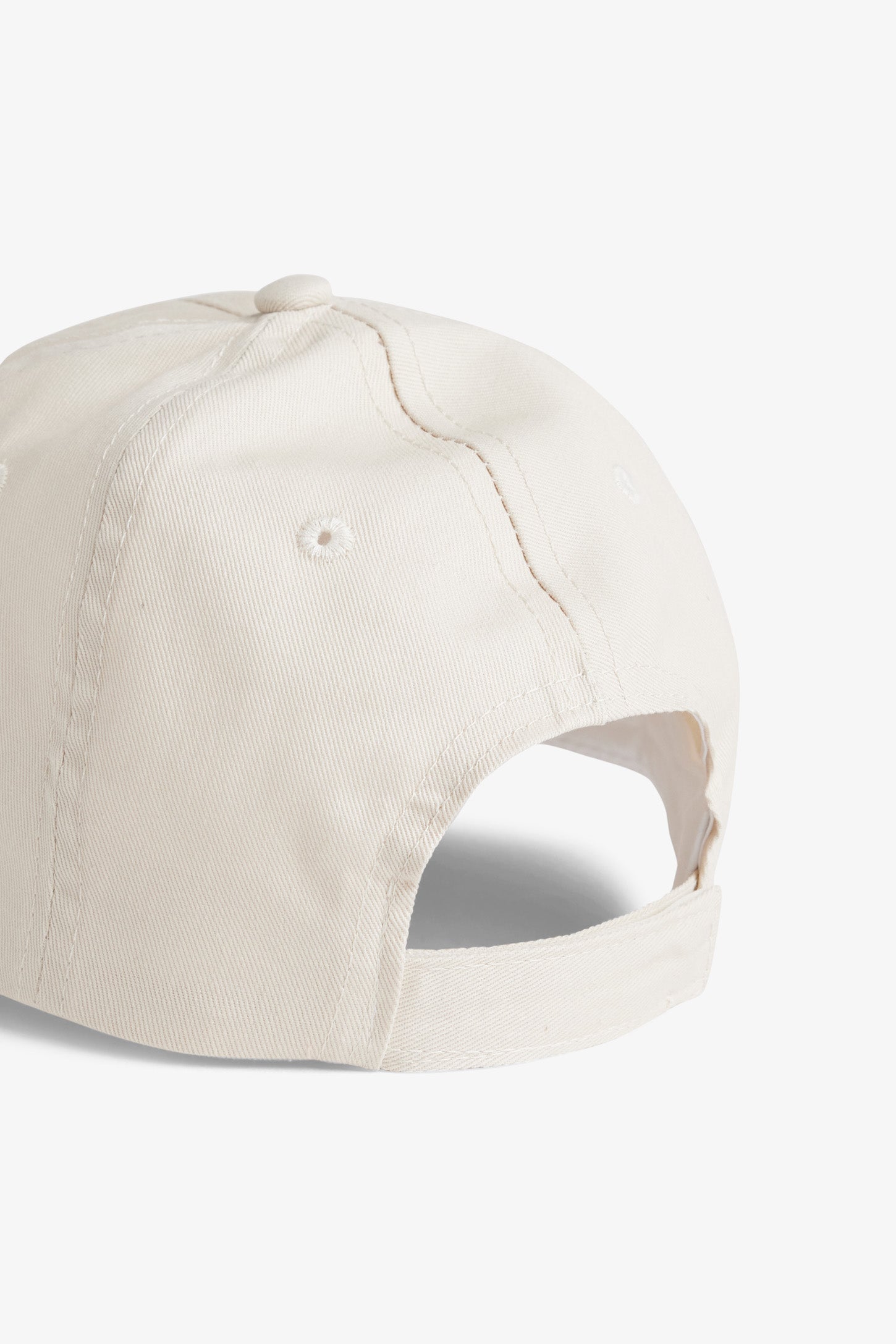 Casquette brodée, 2/25$ - Ado fille && BRUN