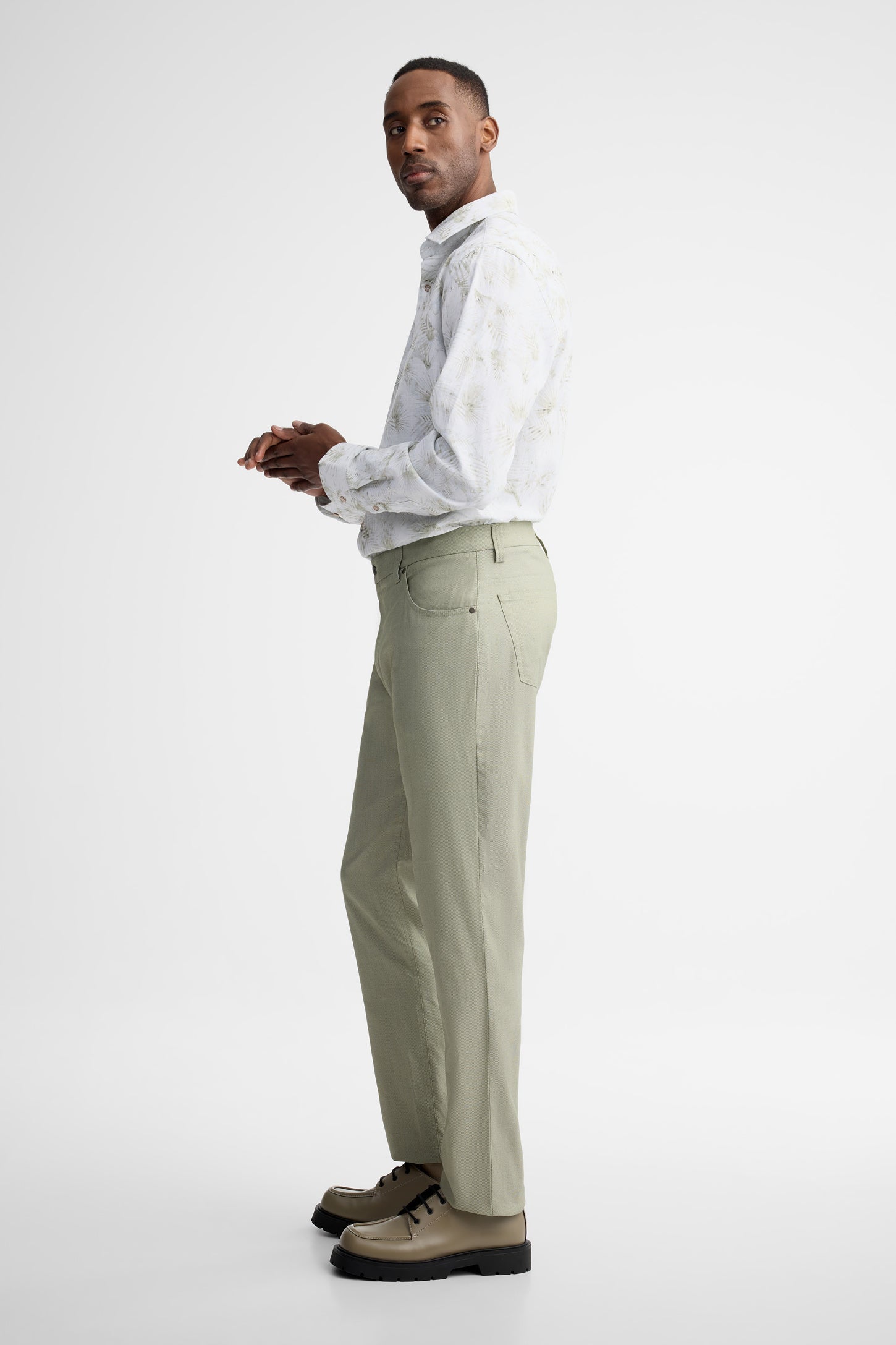 Pantalon coupe semi-ajustée habillé - Homme && VERT