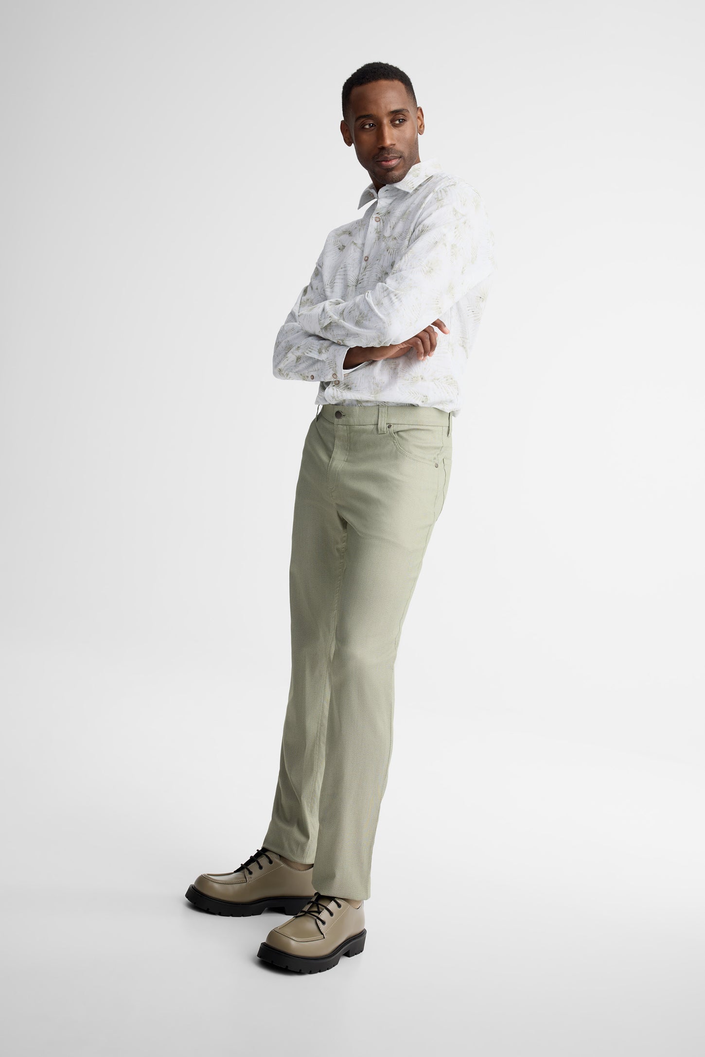 Pantalon coupe semi-ajustée habillé - Homme && VERT