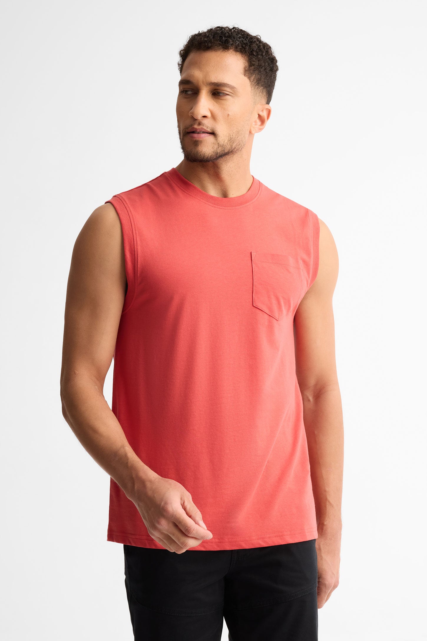 Camisole muscle coton. 2/30$ - Homme && ROUGE