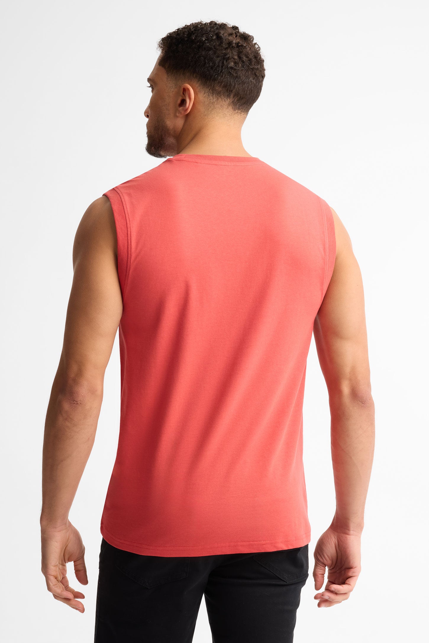Camisole muscle coton. 2/30$ - Homme && ROUGE