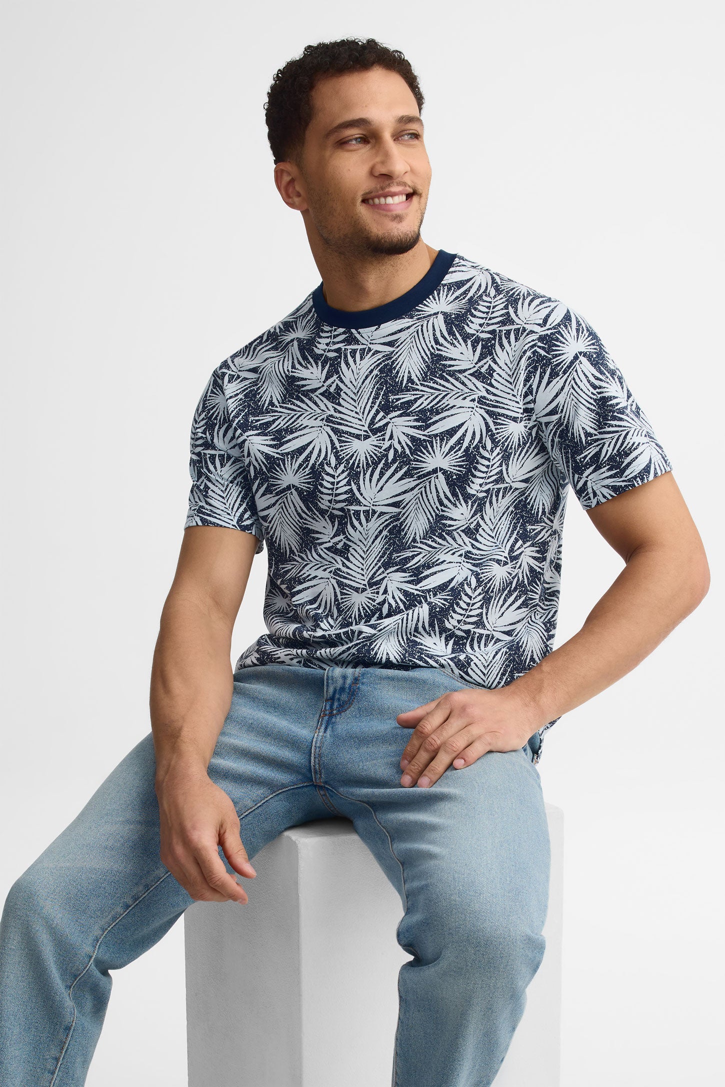 T-shirt col rond coton, 2/30$ - Homme && MARIN/MULTI