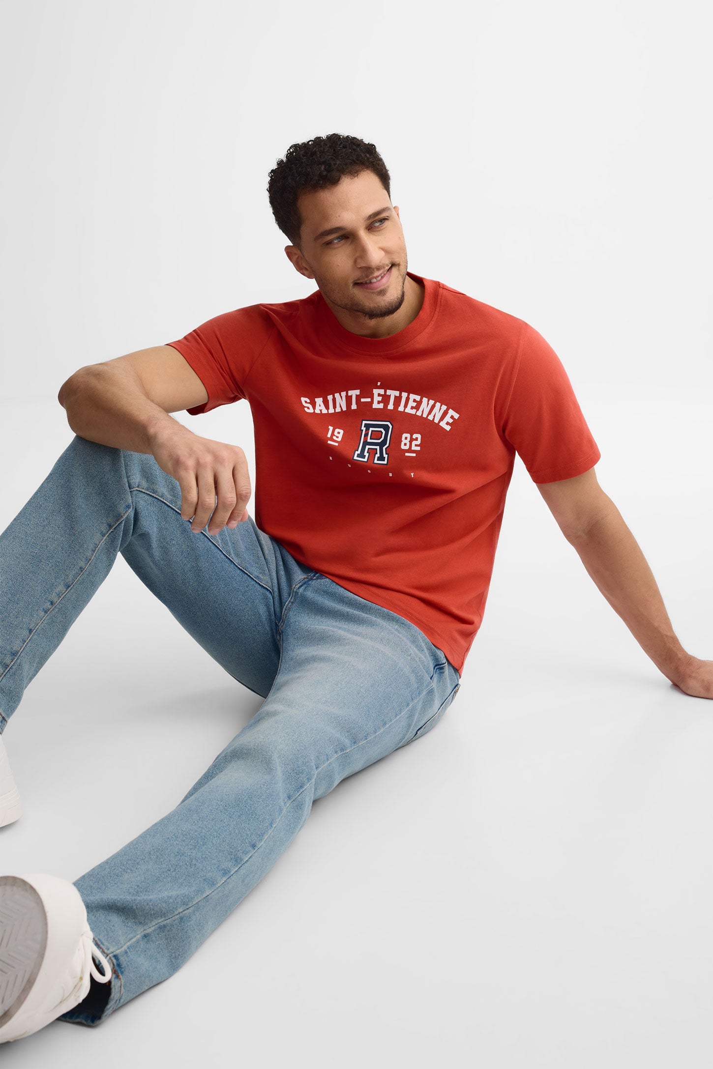 T-shirt col rond imprimé coton, 2/30$ - Homme && ROUGE