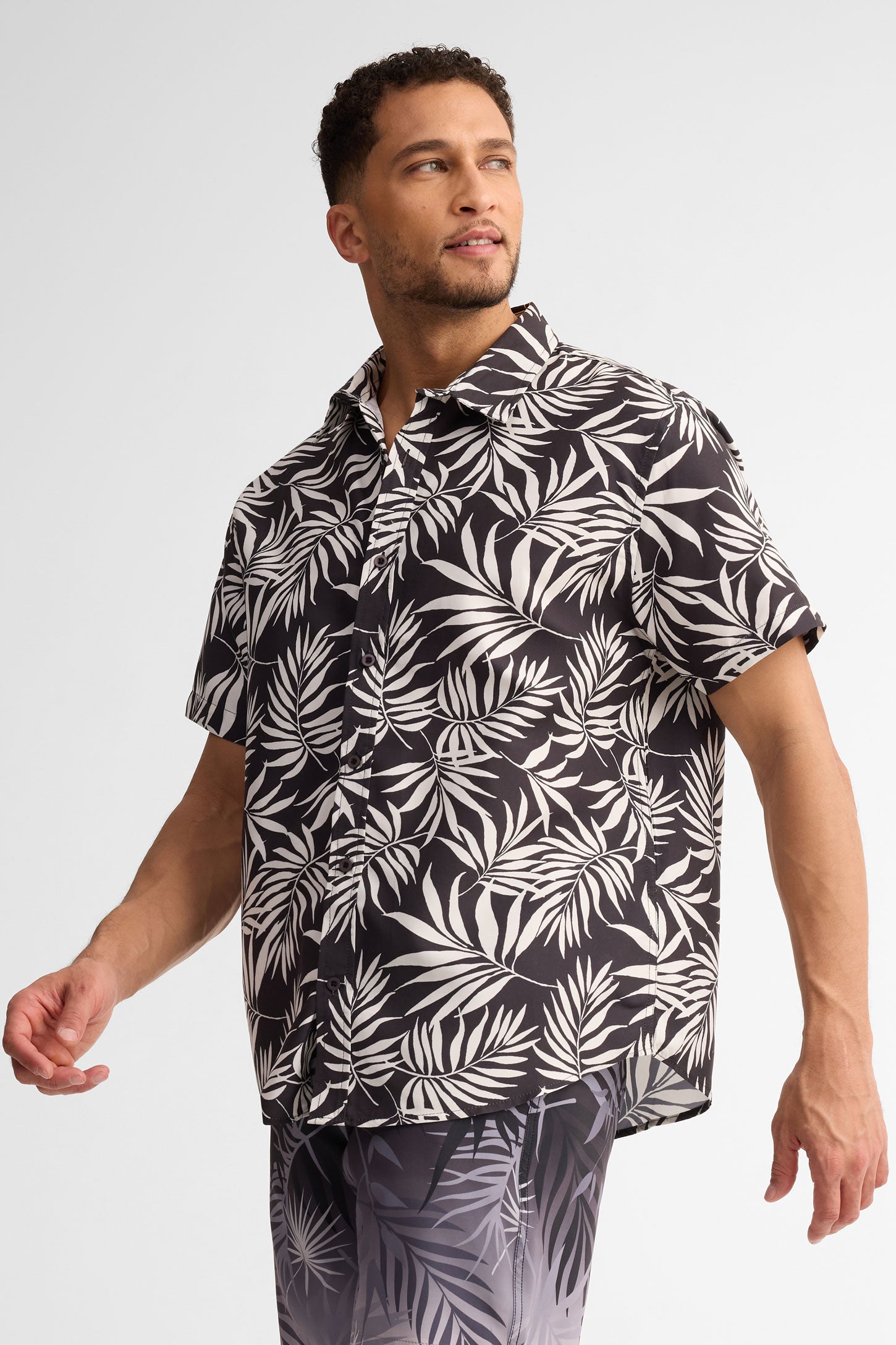 Chemise manches courtes coupe régulière - Homme && NOIR/MULTI