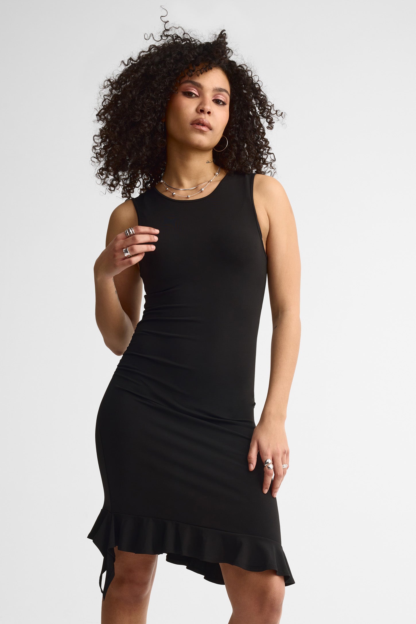 Robe courte coupe ajustée - Femme && NOIR