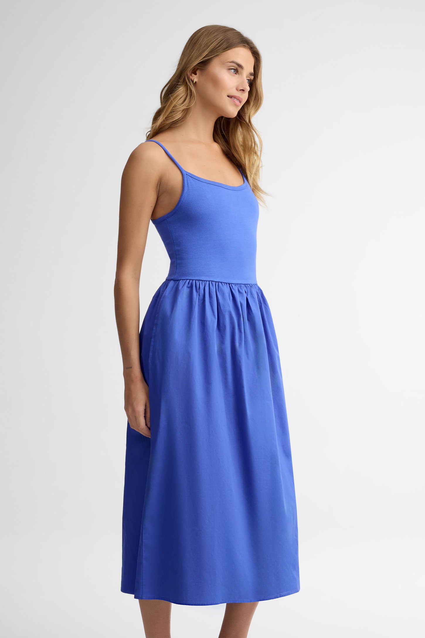 Robe midi à bretelles en popeline - Femme && BLEU