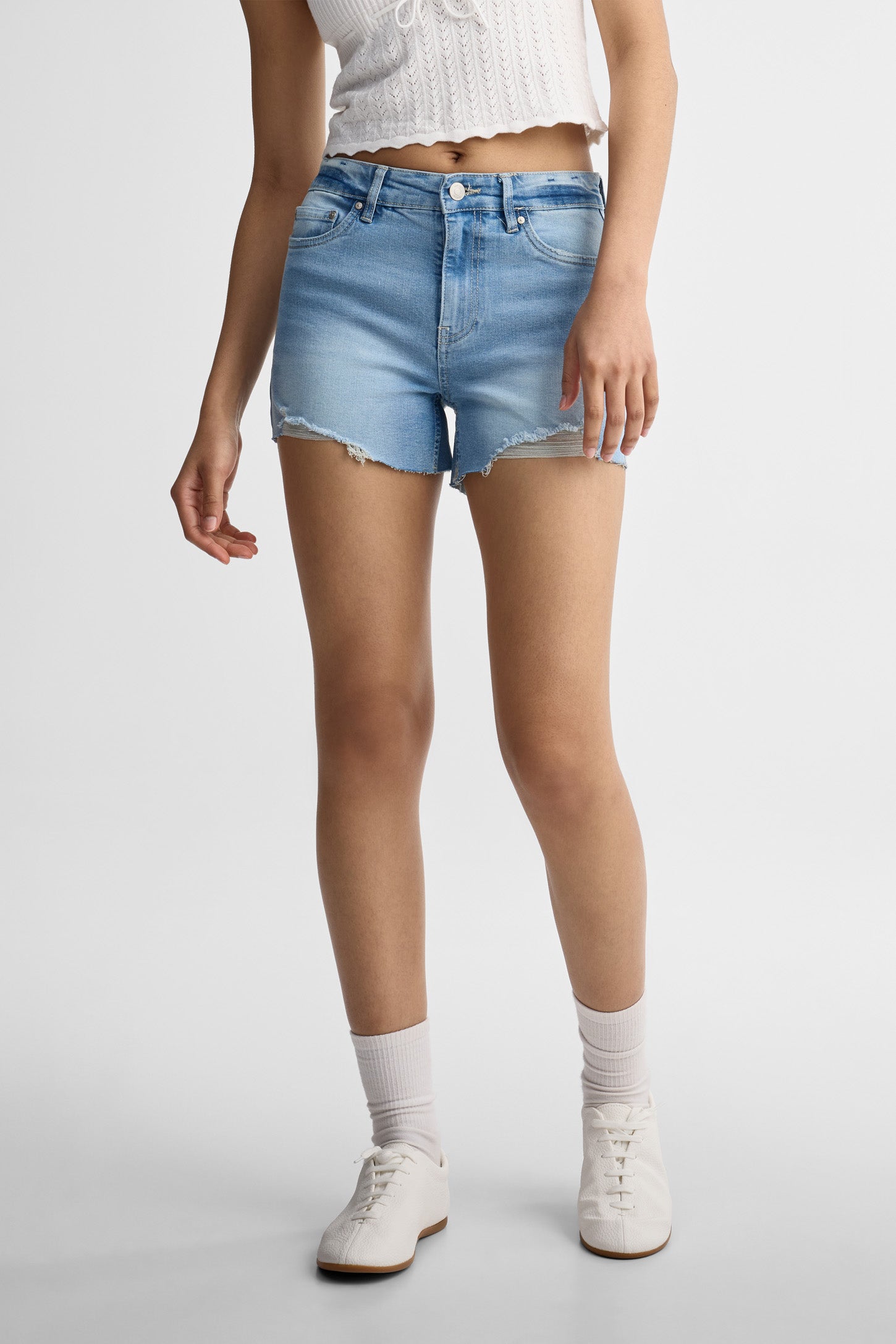 Short en jeans déchiré - Femme && PEROXYDE