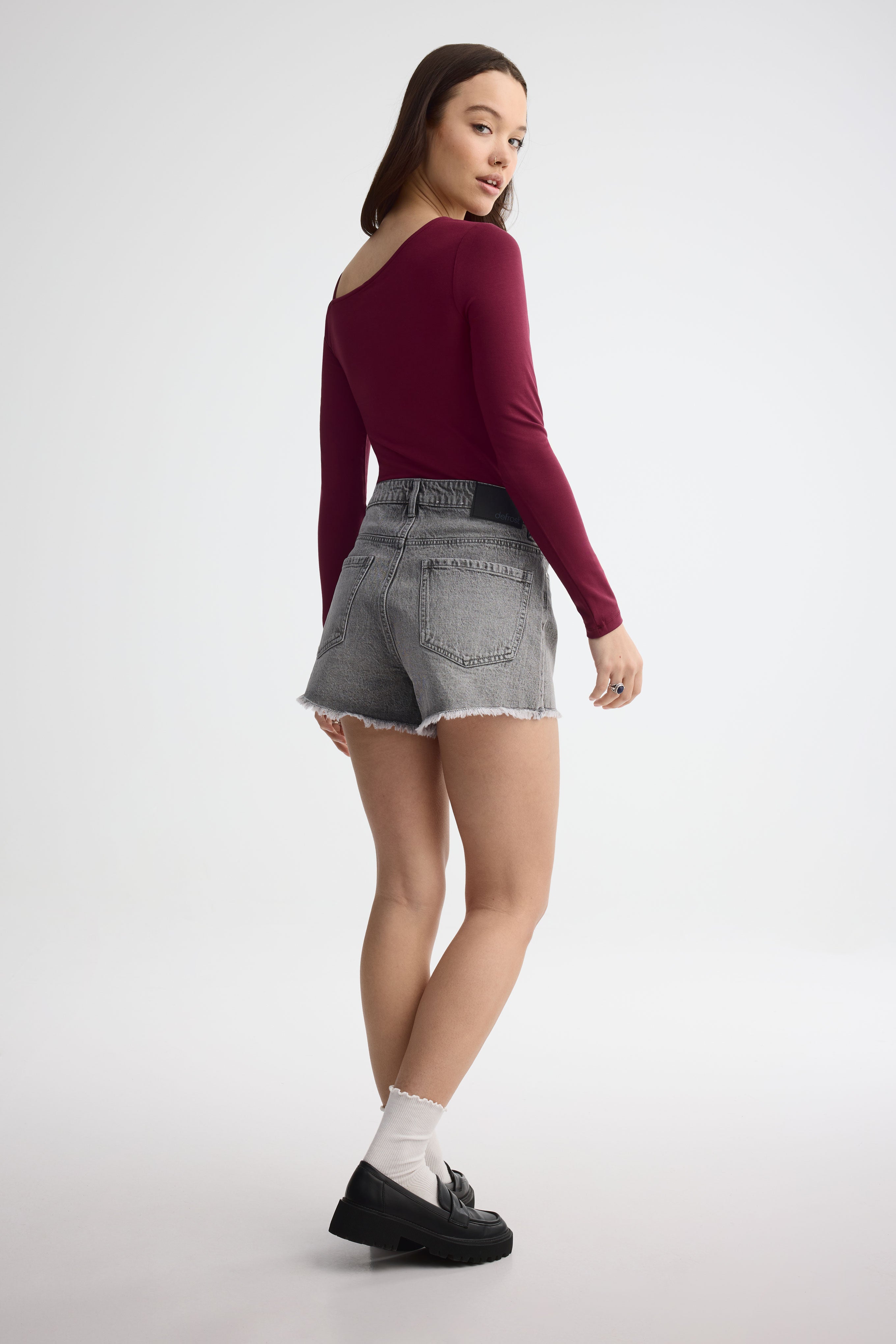 Short en jeans déchiré - Femme && DENIM GRIS