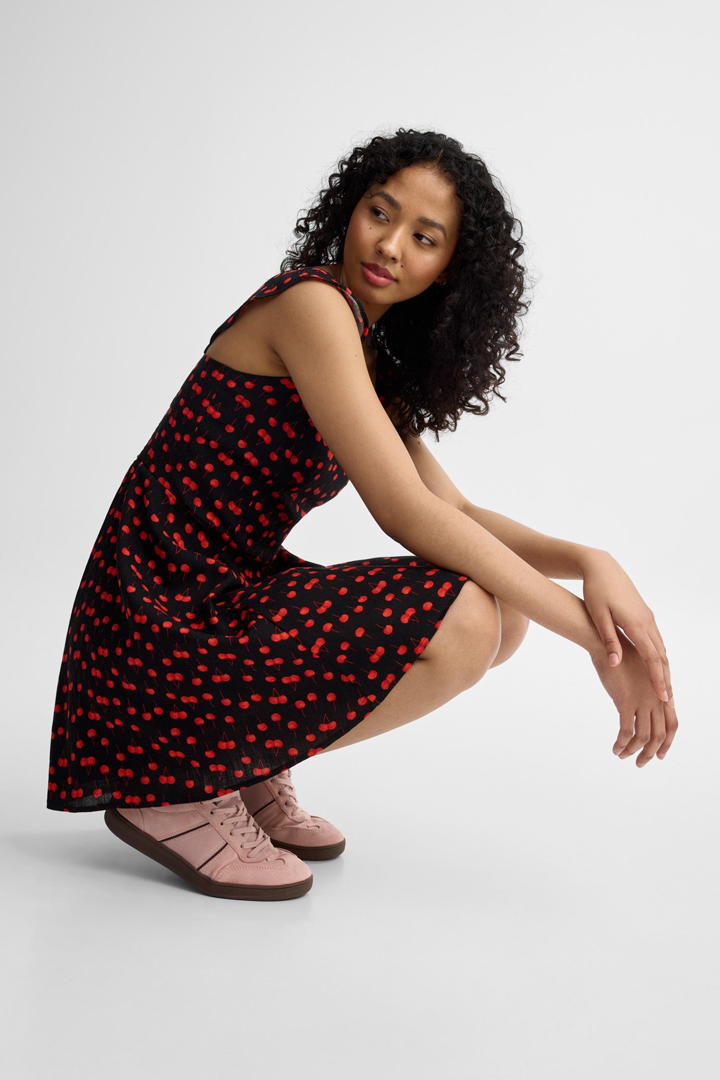 Robe courte col en cœur - Femme && NOIR/MULTI