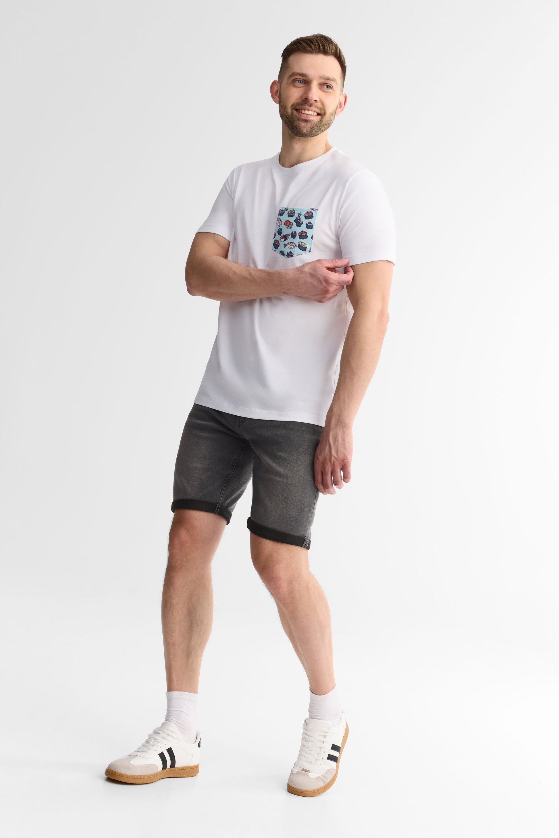 T-shirt col rond à poche coton, 2/30$ - Homme && BLANC
