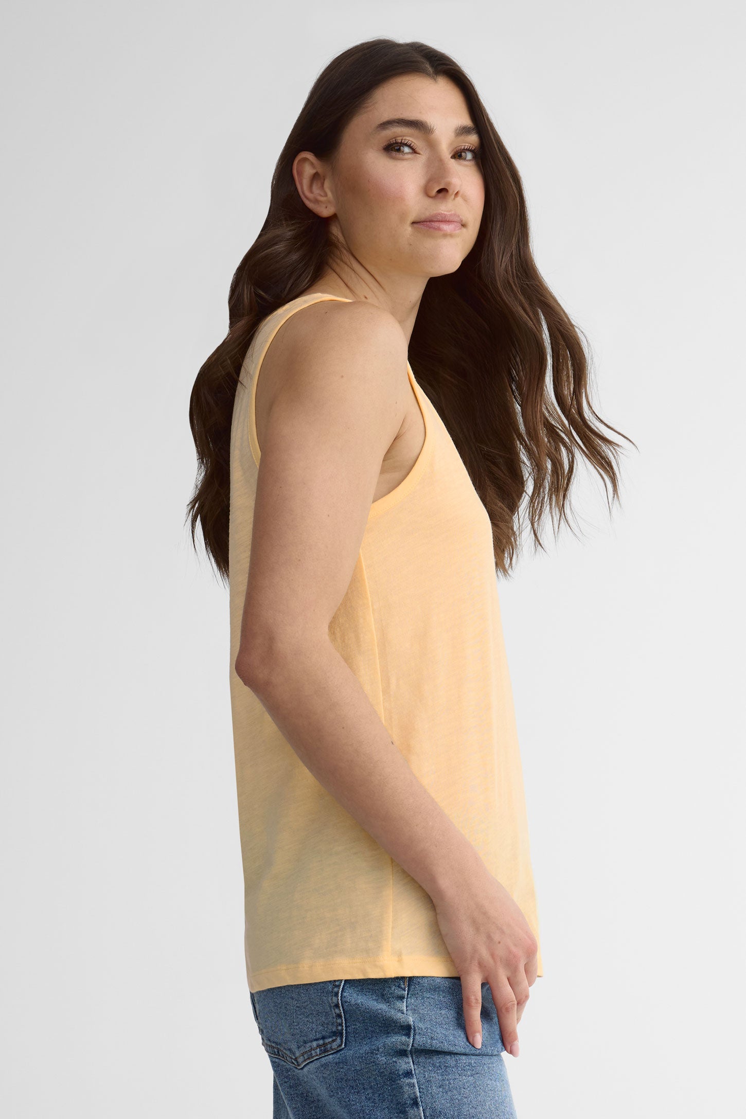 Camisole col dégagé coton, 2/30$ - Femme && JAUNE