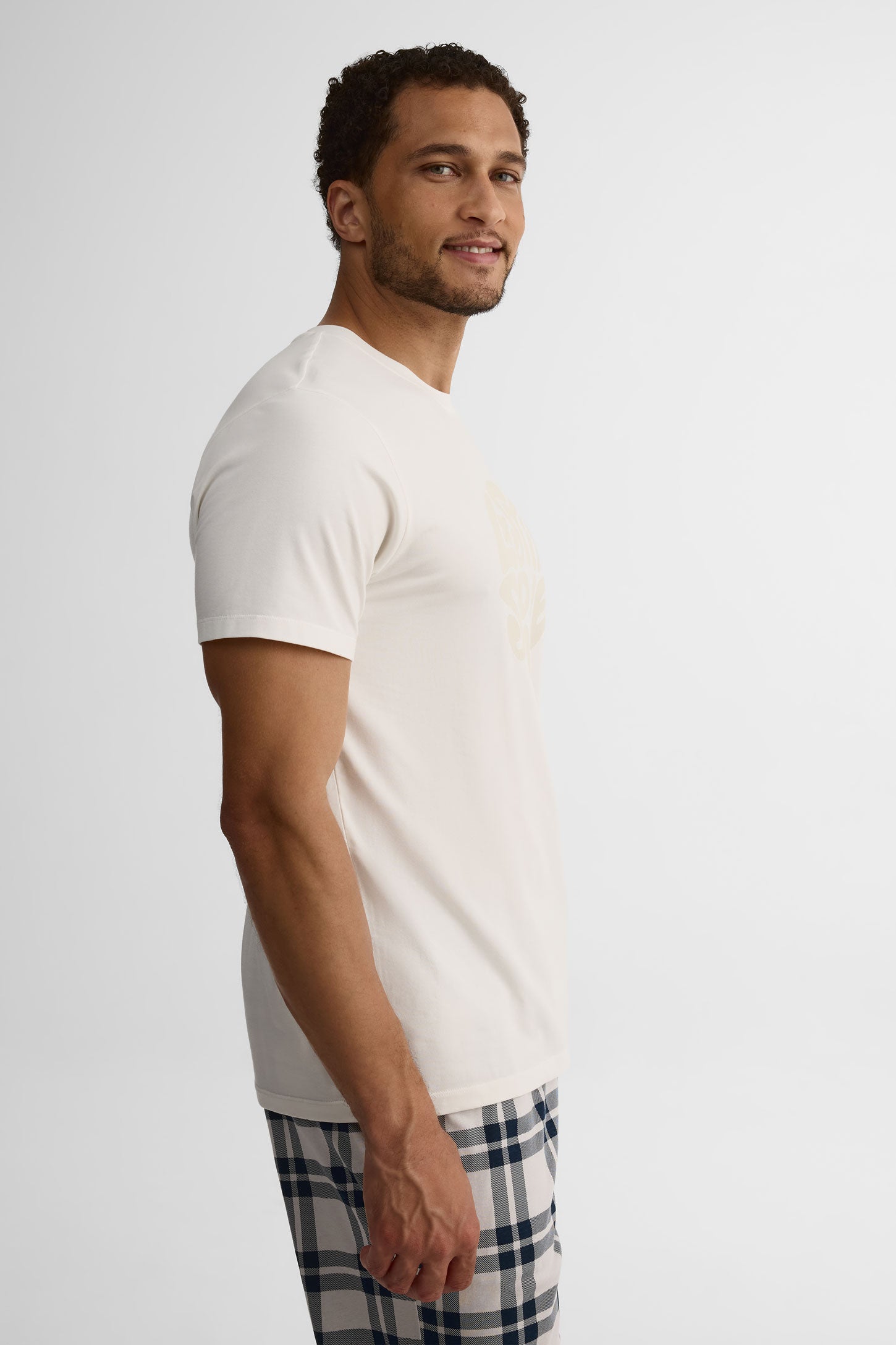 T-shirt pyjama modal, 2/40$ - Homme && BLANC CASSÉ