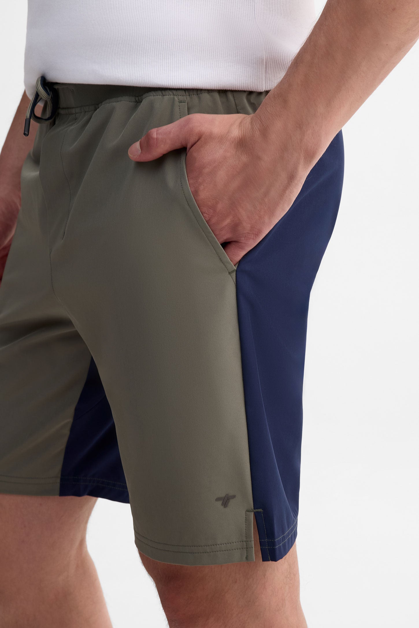Short taille élastique - Femme && KAKI