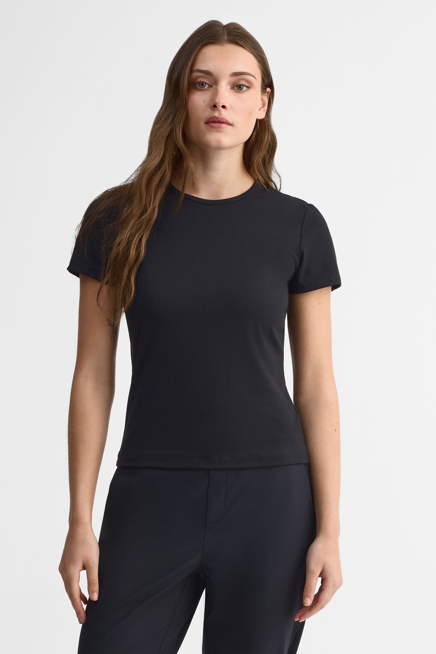 T-shirt col rond coupe ajustée - Femme && NOIR