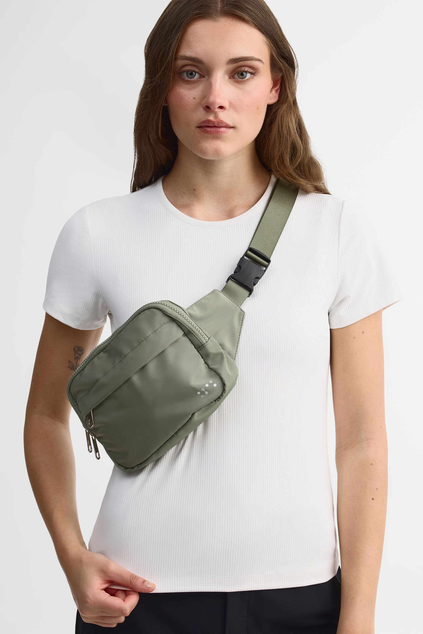 Sac banane en nylon avec poches zippées - Femme && SARCELLE