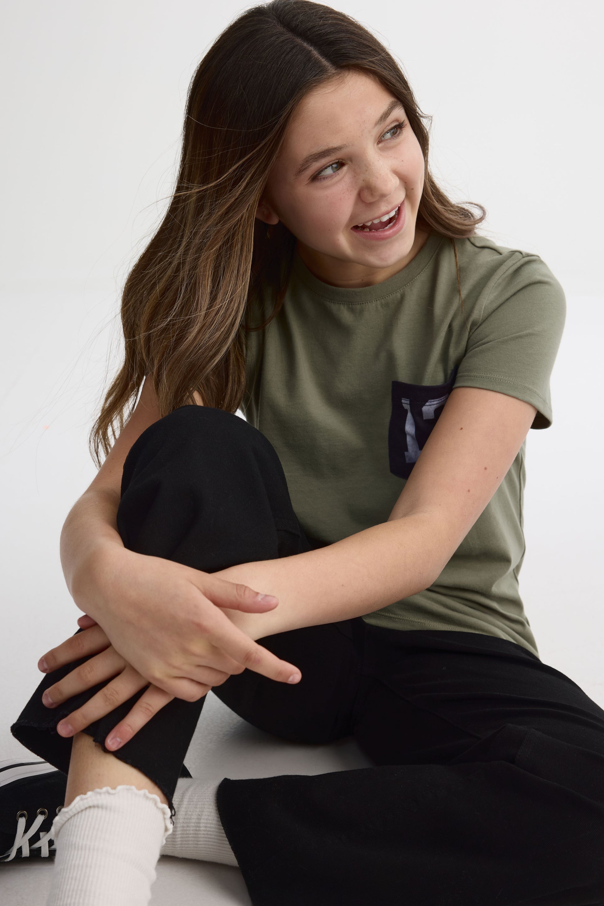 T-shirt à poche, 2/25$ - Ado fille && SARCELLE