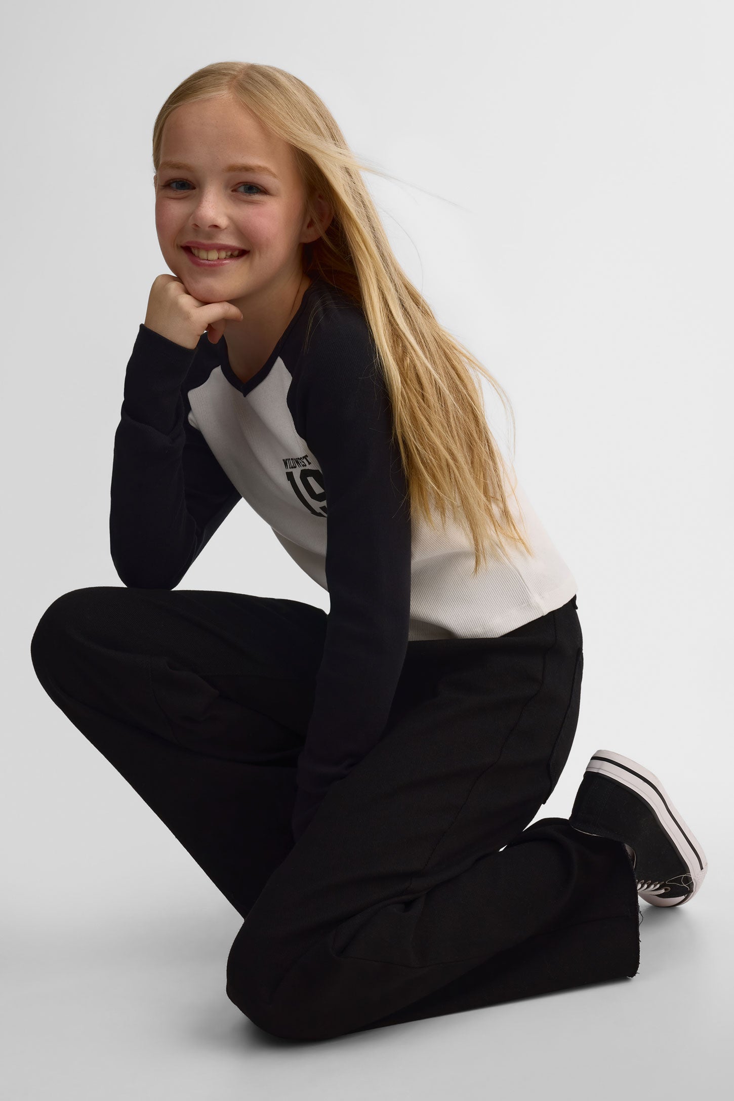 Chandail léger manches longues raglan – Ado fille && NOIR