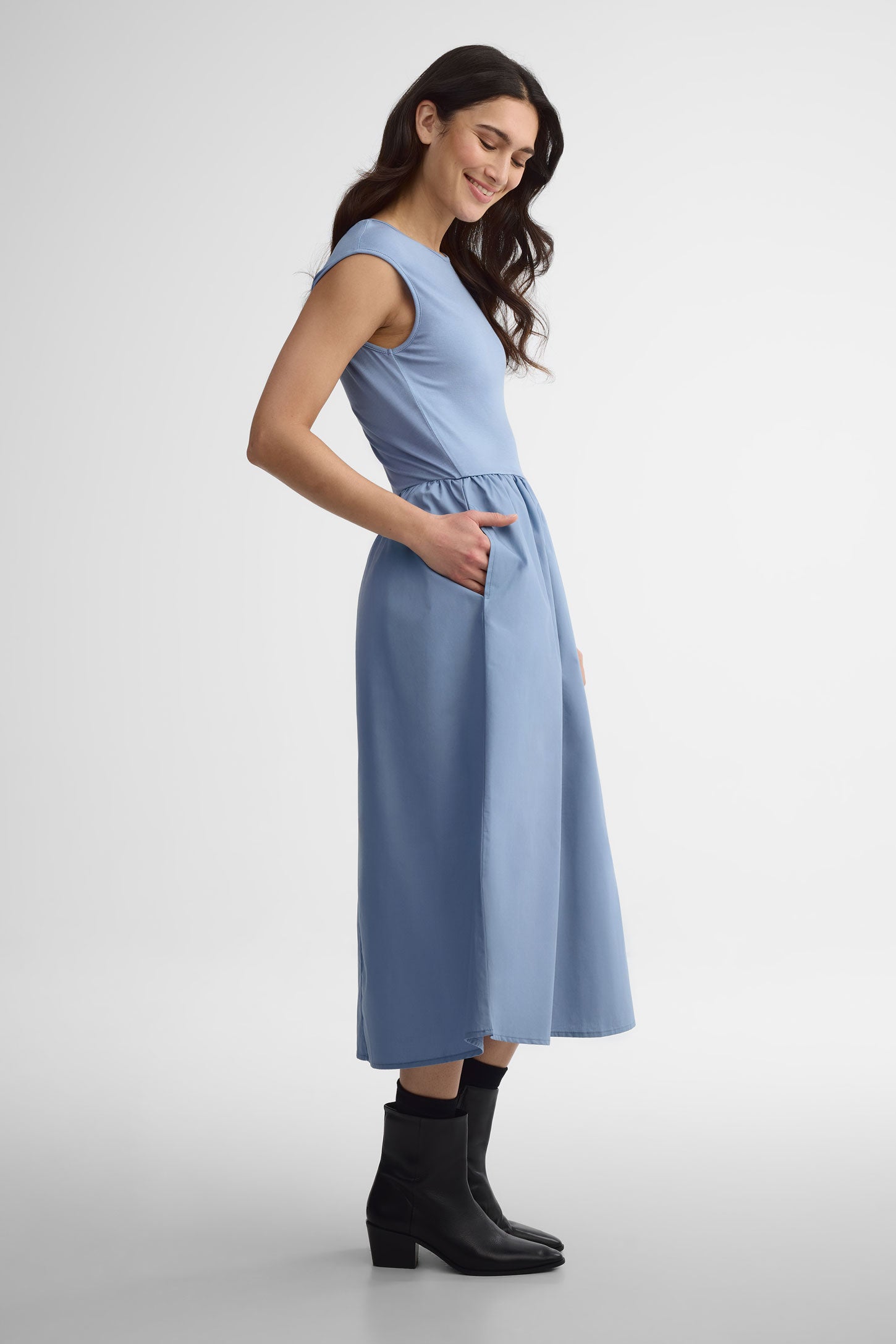 Robe midi cintrée à la taille - Femme && BLEU