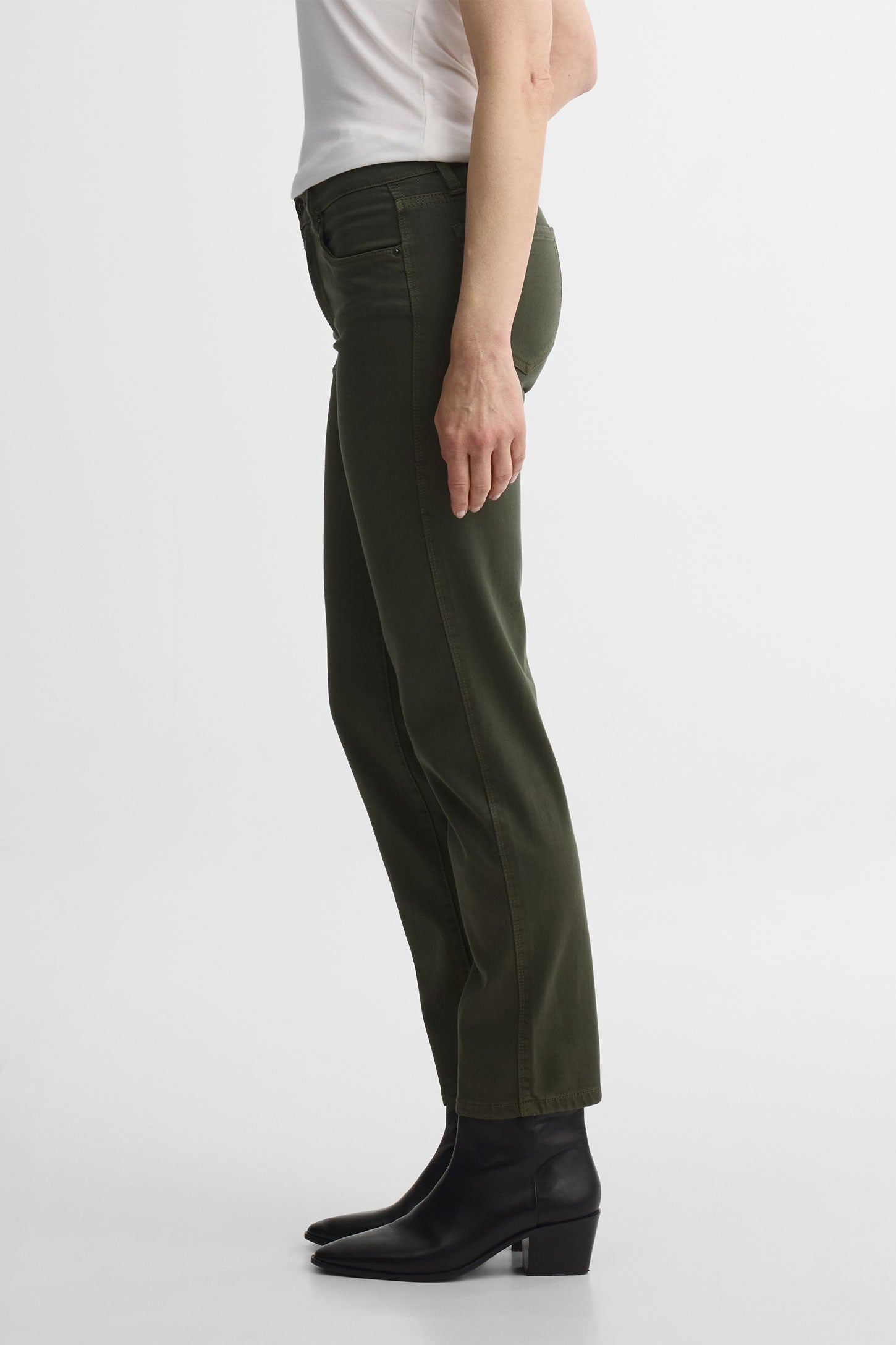 Jeans, jambe ajustée – Femme && KAKI