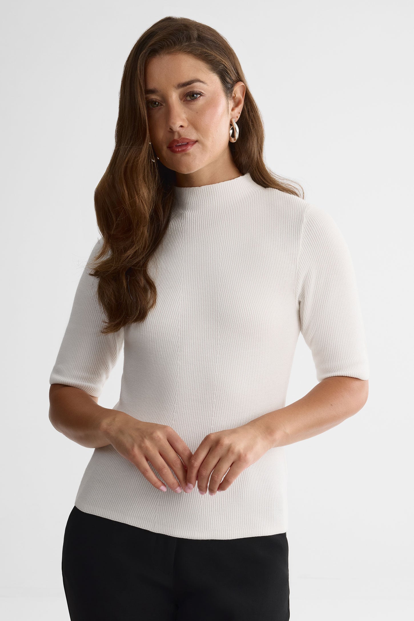 Chandail tricot semi-ajusté - Femme && BLANC CASSÉ