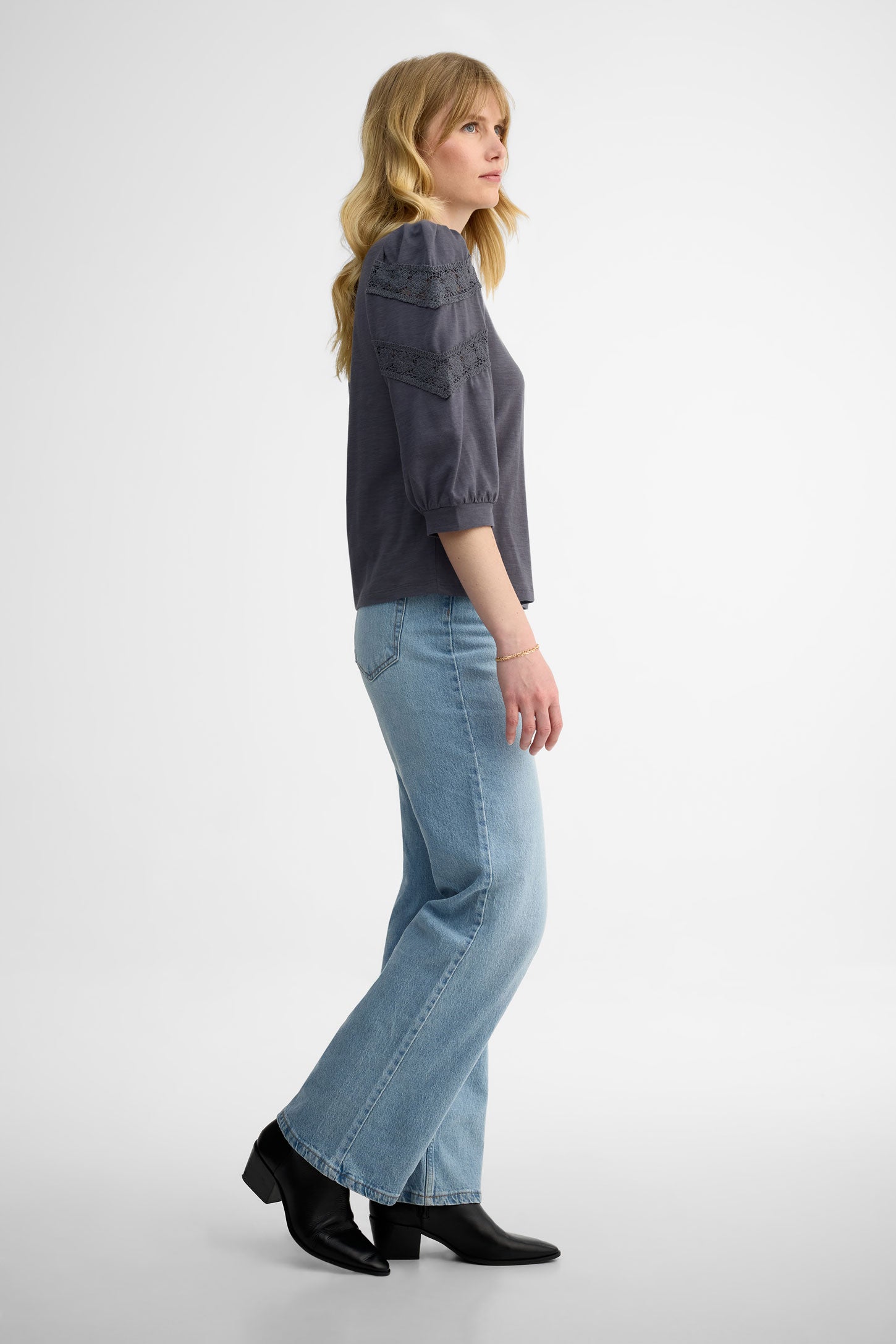 Chandail manches 3/4 bouffantes - Femme && CHARBON