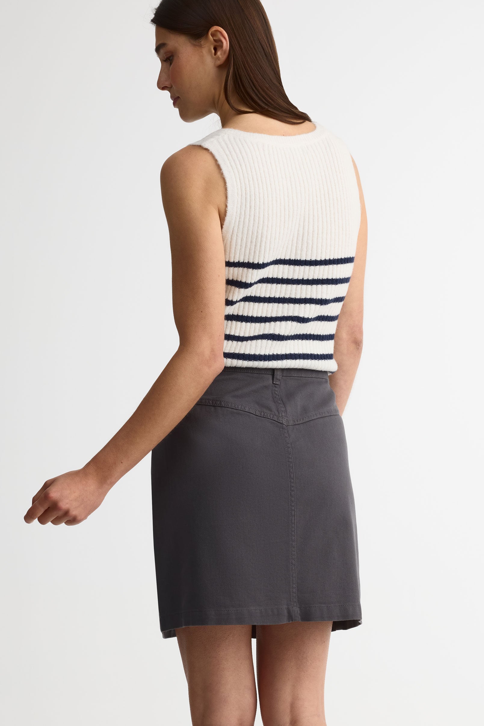 Jupe courte taille haute en twill - Femme && CHARBON