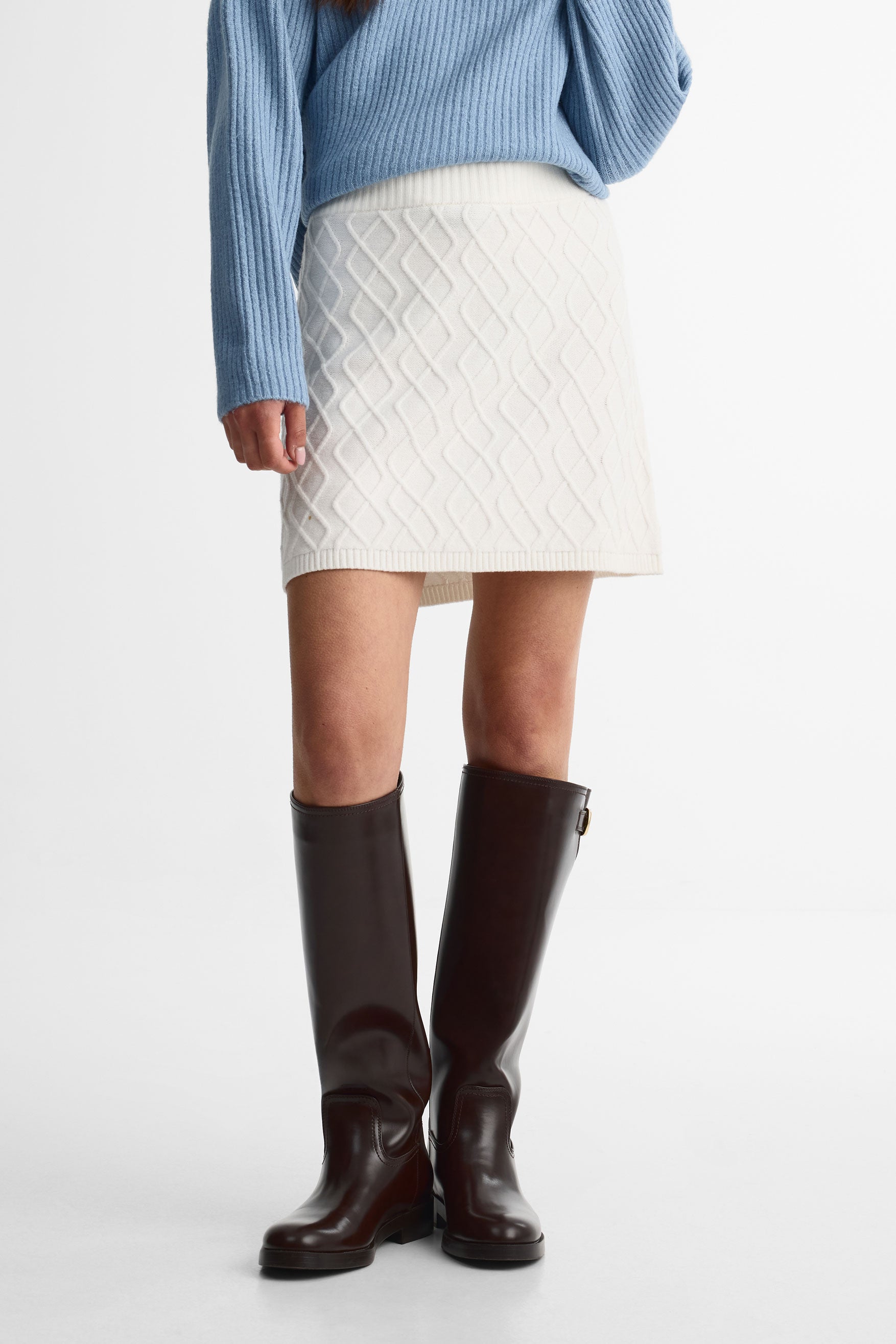 Jupe courte en tricot, taille élastique - Femme && BLANC CASSÉ