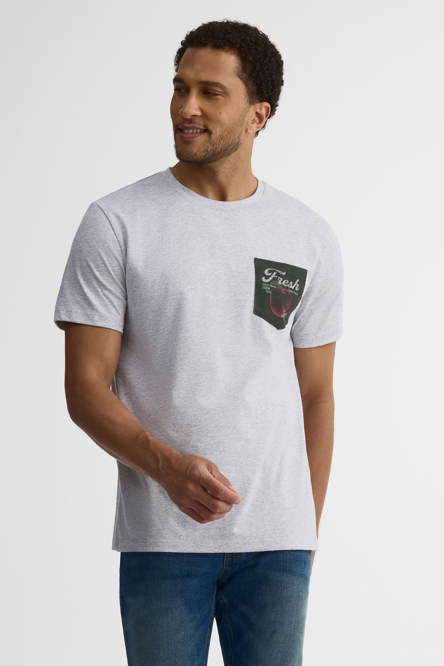 T-shirt col rond avec poche, 2/30$ - Homme && GRIS MIXTE