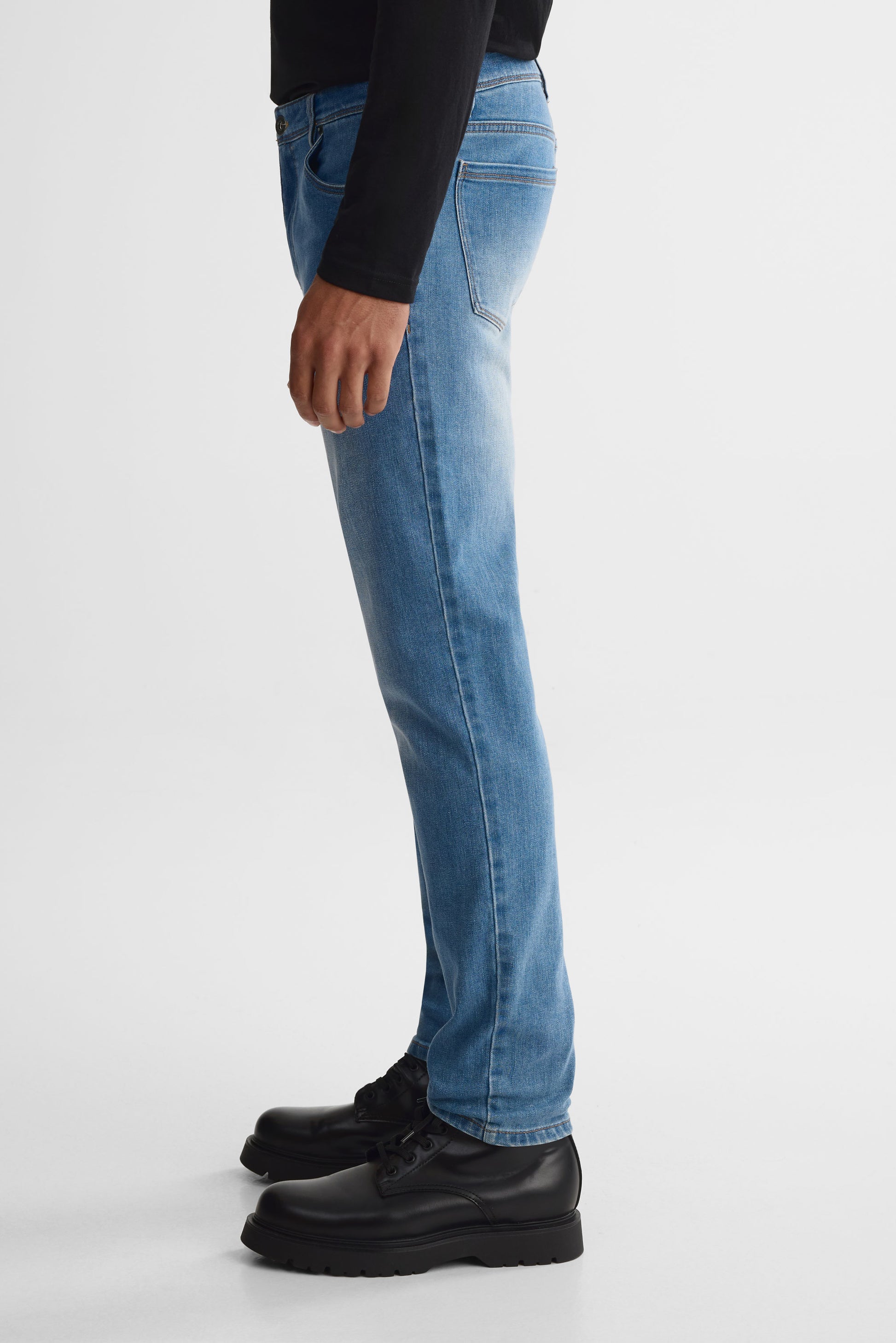 Jeans slim tapered fit en denim luxe - Homme && DENIM PALE