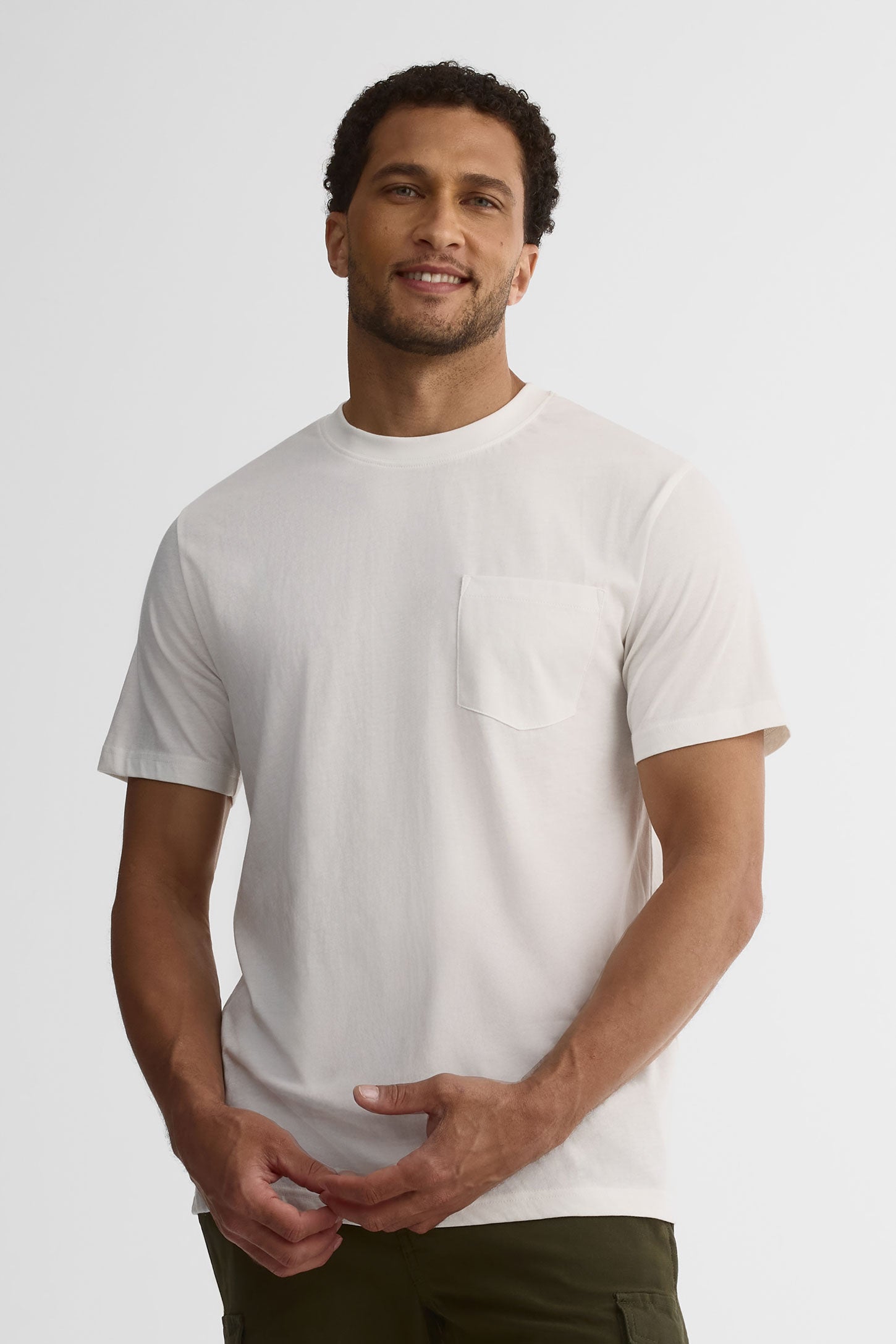 T-shirt col rond à poche, 2/30$ - Homme && BLANC
