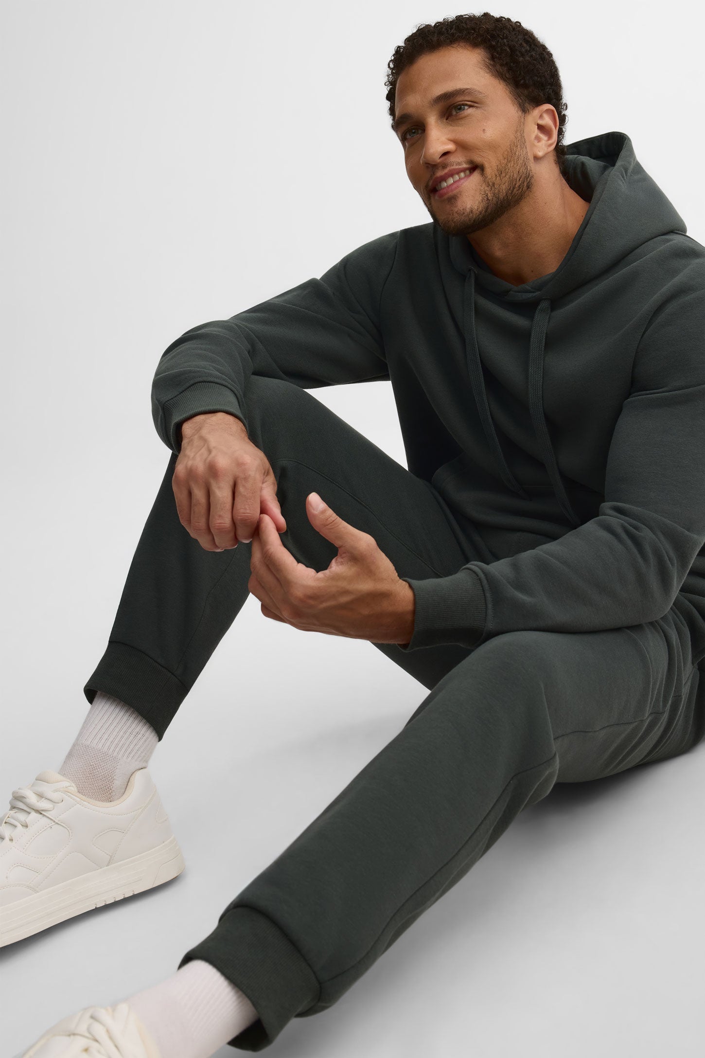 Chandail à capuchon coton ouaté - Homme && CHARBON