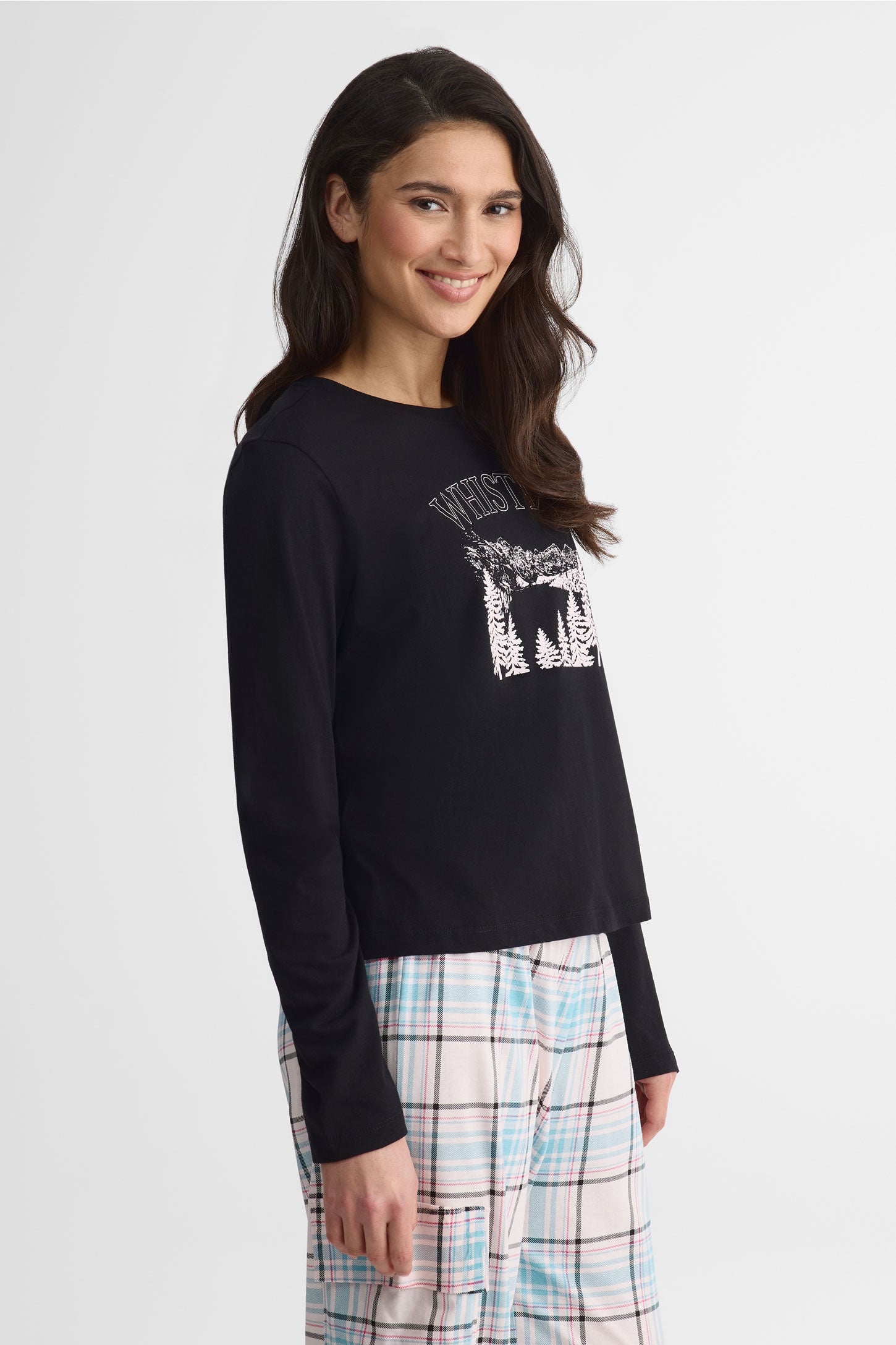 Chandail manches longues col rond graphique – Femme && NOIR