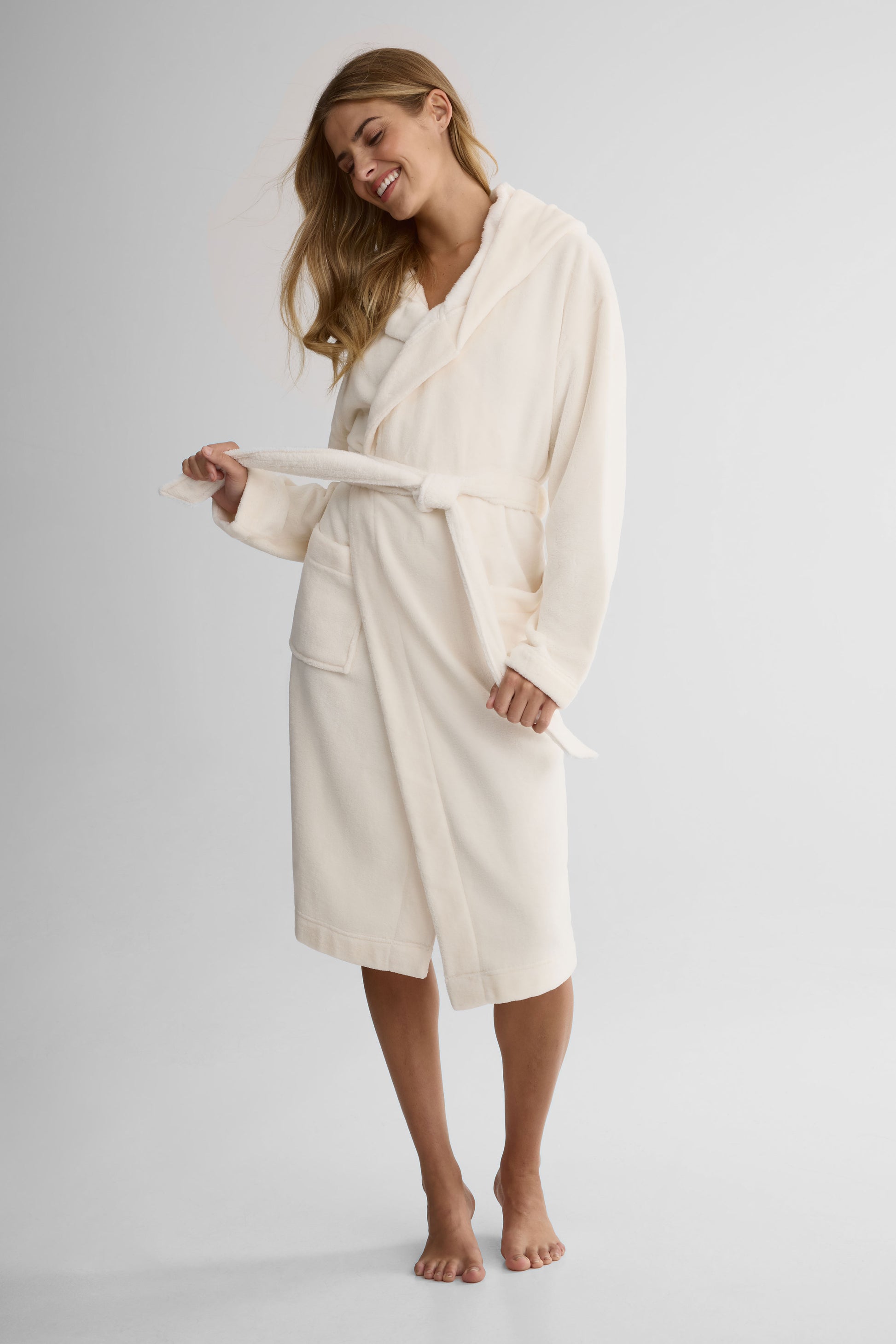 Robe de chambre à capuchon – Femme && BLANC CASSÉ